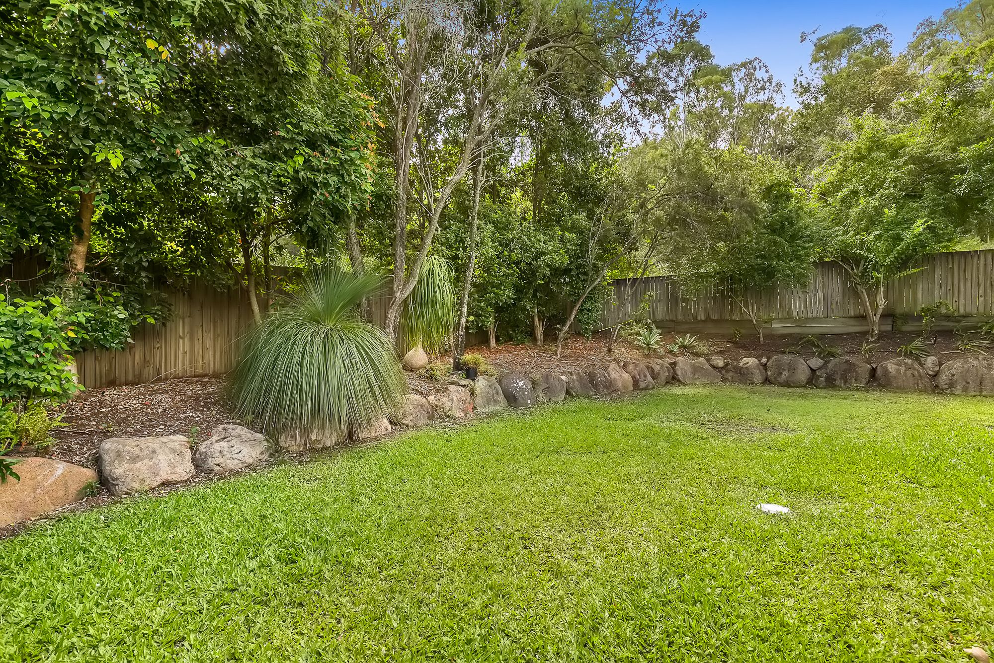 28 Parkway Place — photo 9 of 10