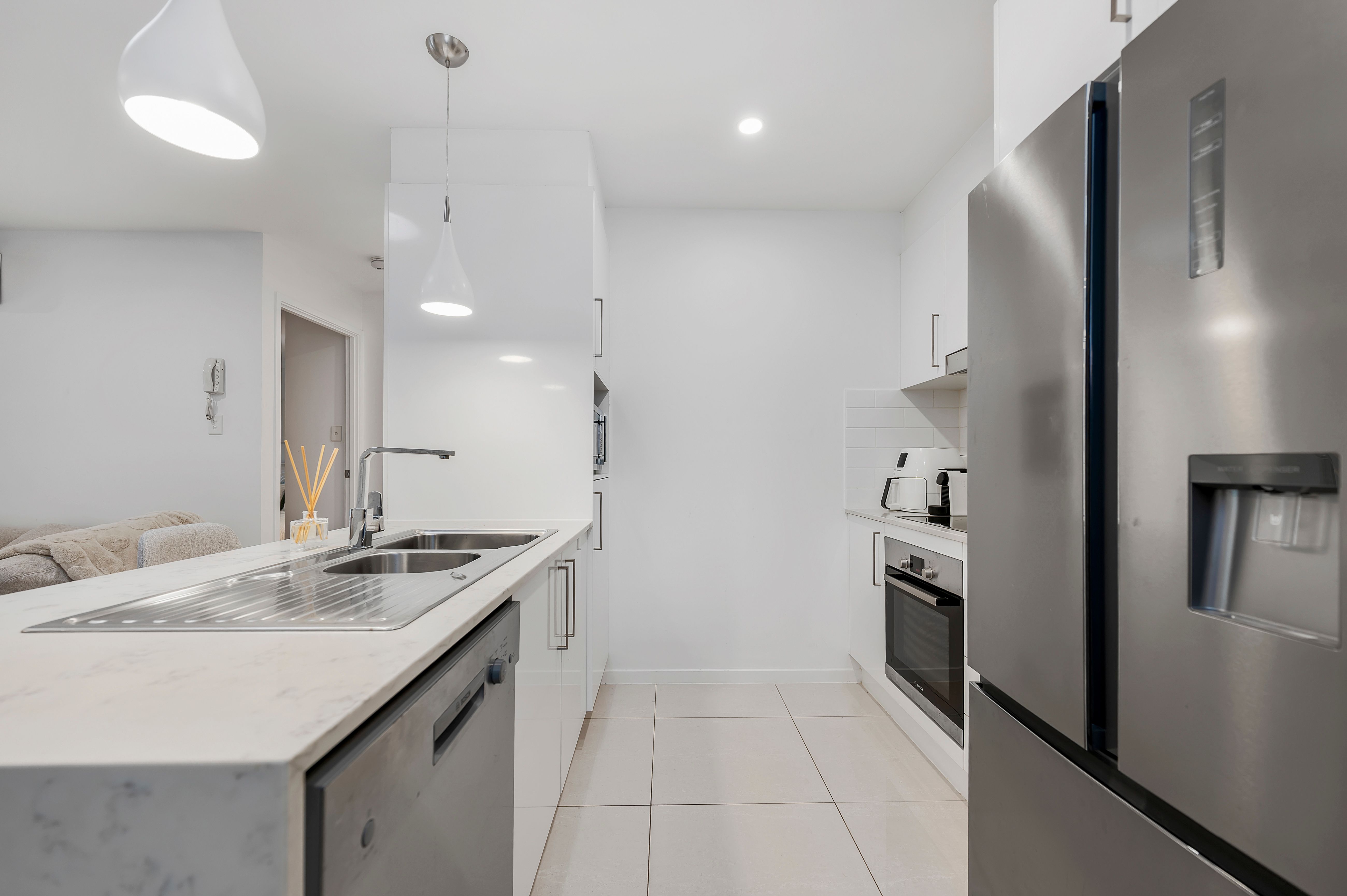 14/14 Pashen Street — photo 4 of 13