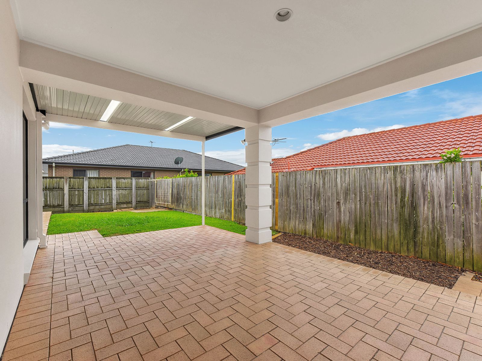204 Saturn Crescent, Bridgeman Downs, QLD 4035