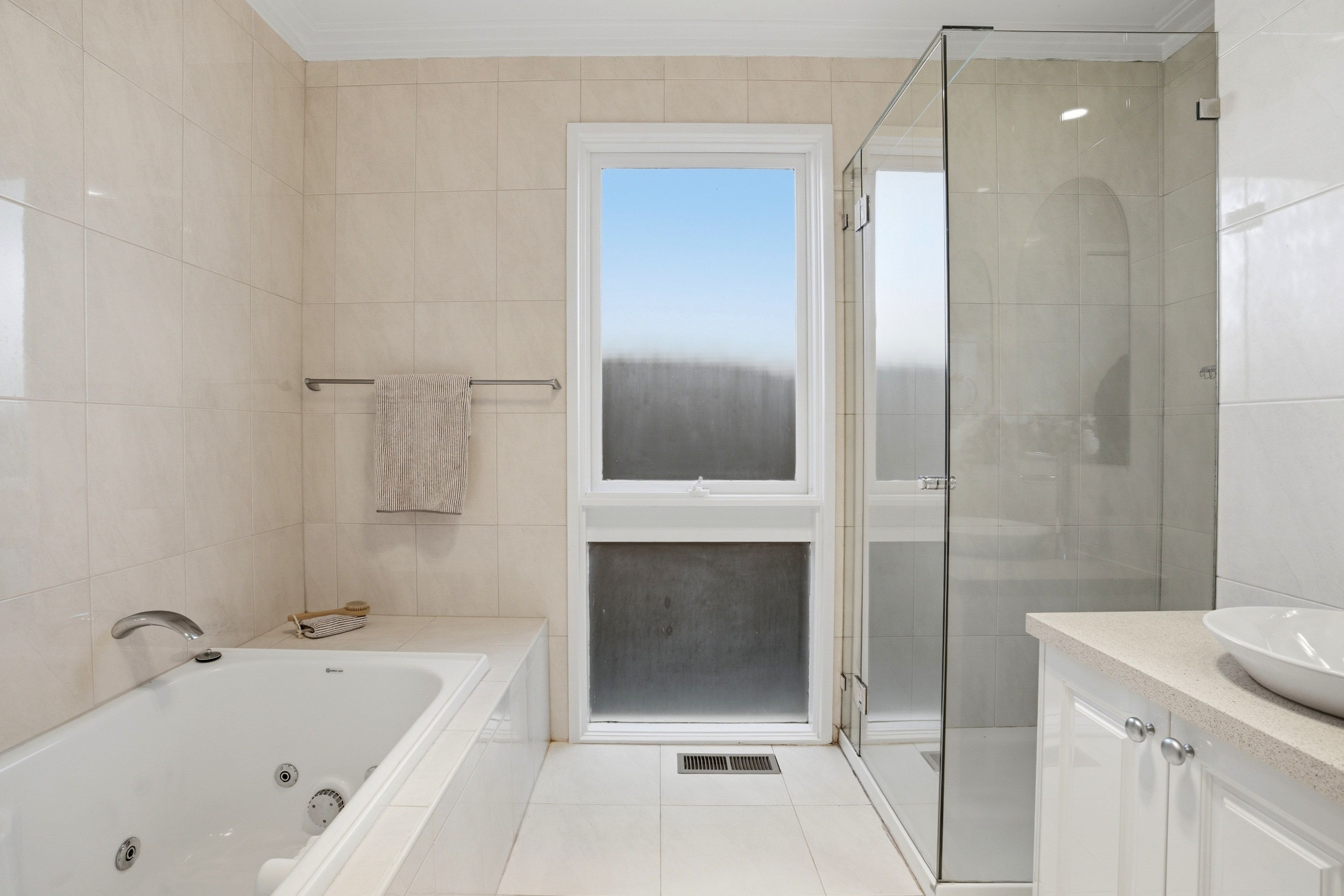 66 Mountain View Road — photo 9 of 12