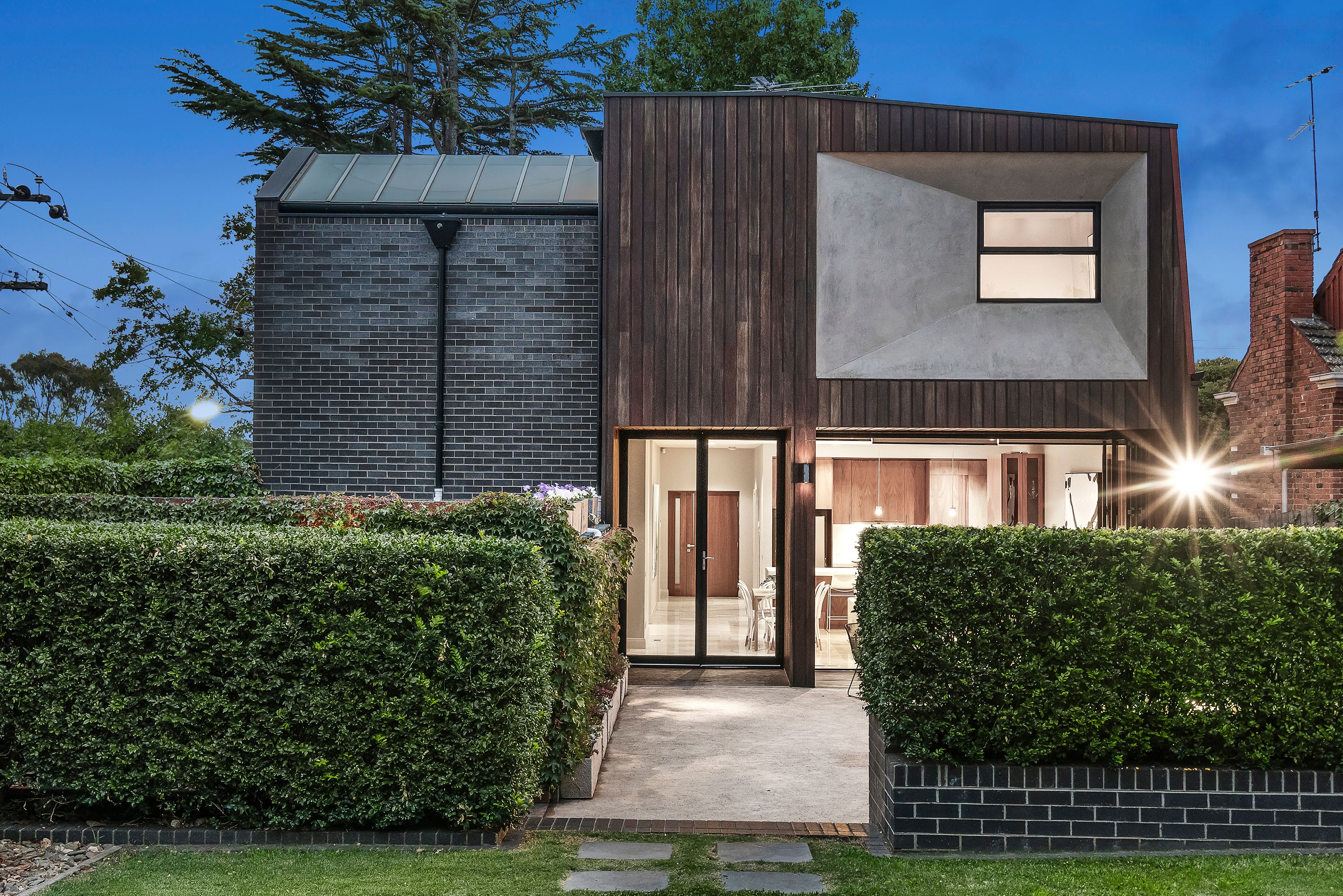 8 Munro Street, Kew East VIC 3102