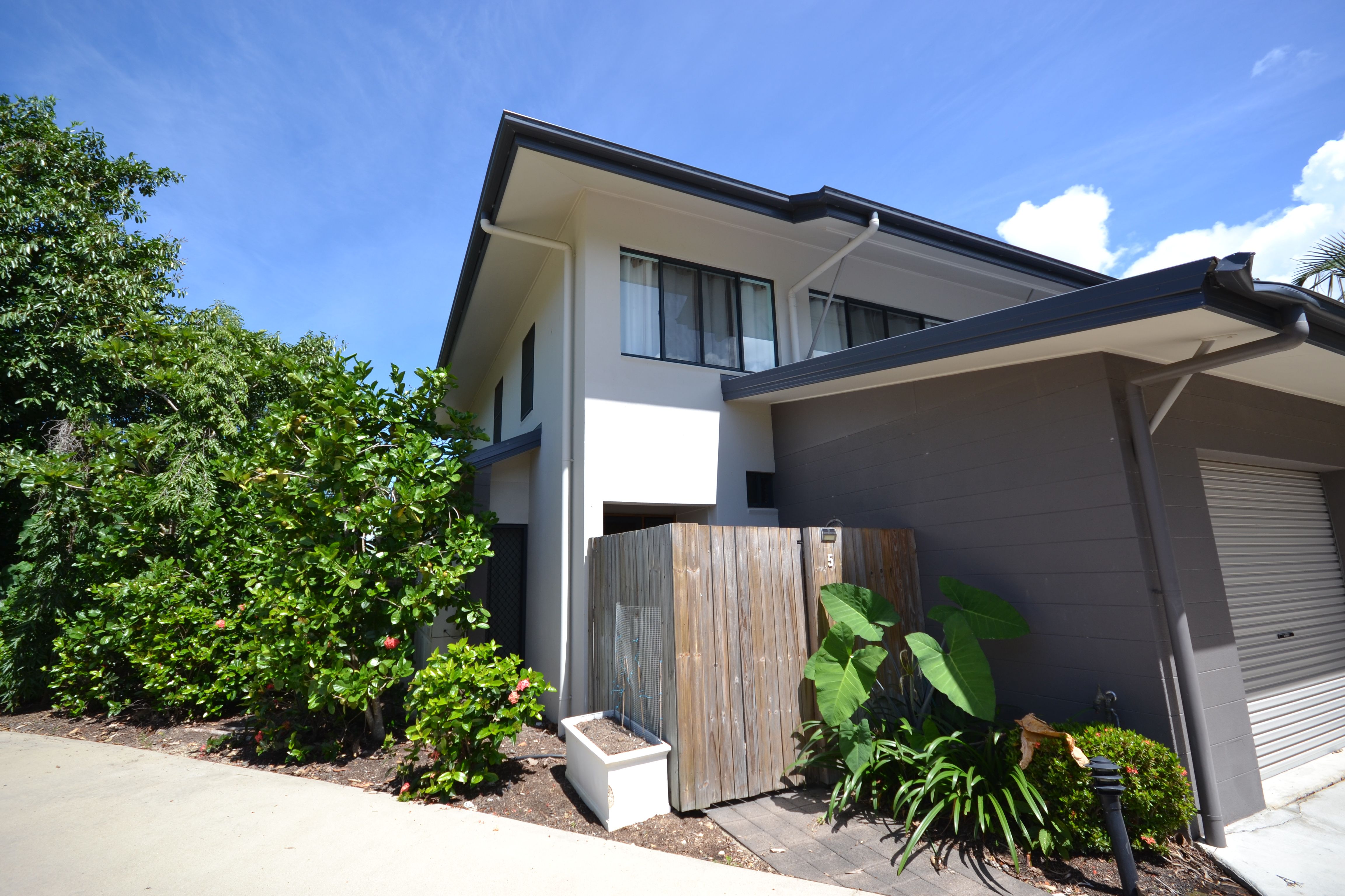 5/1766 Captain Cook Highway, Clifton Beach, QLD 4879