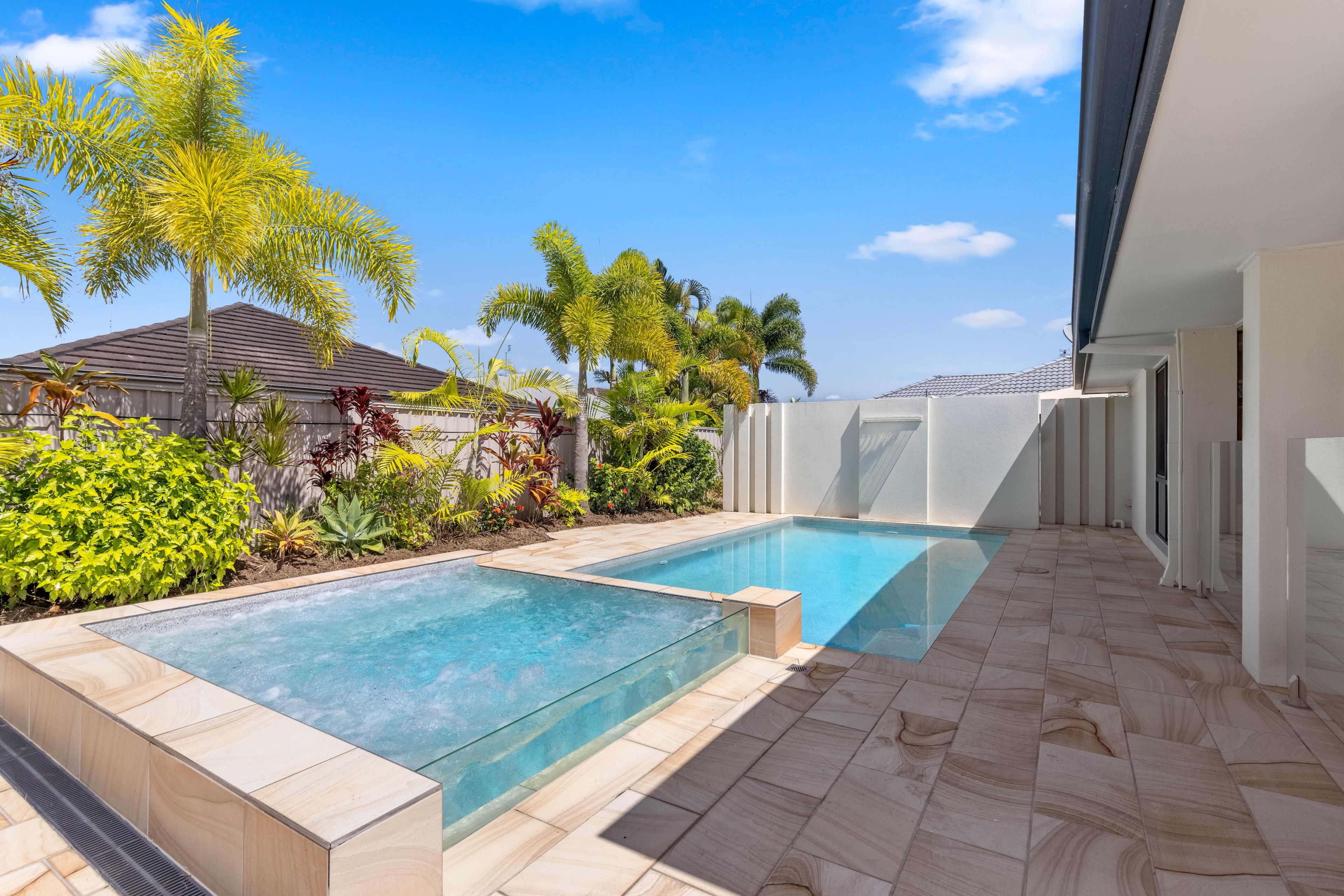 50 Fitzwilliam Drive, Sippy Downs QLD 4556