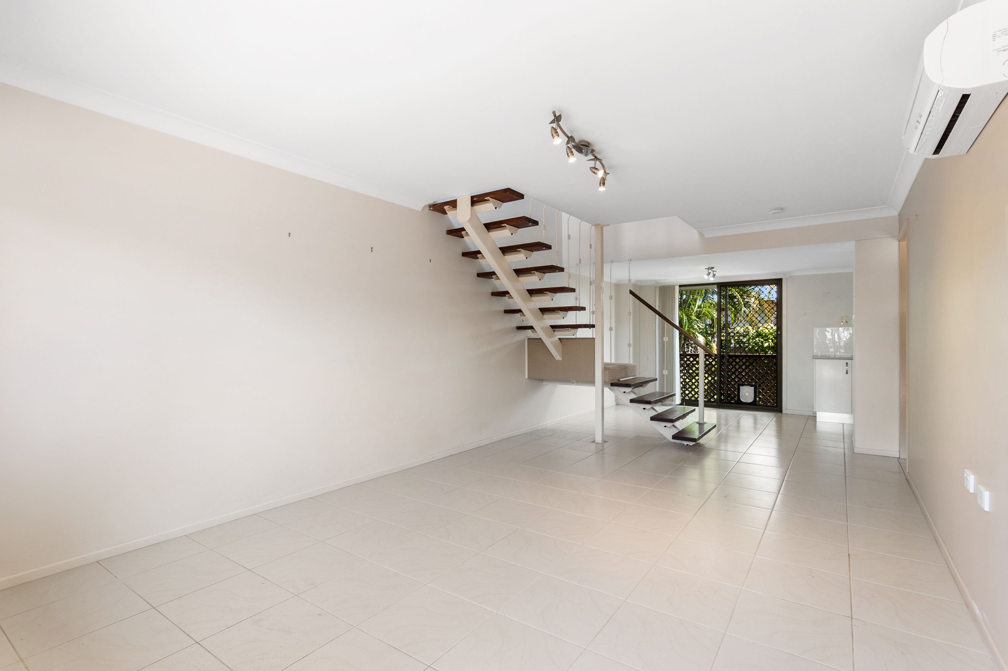 5/25 Annie Street, Woody Point, QLD 4019