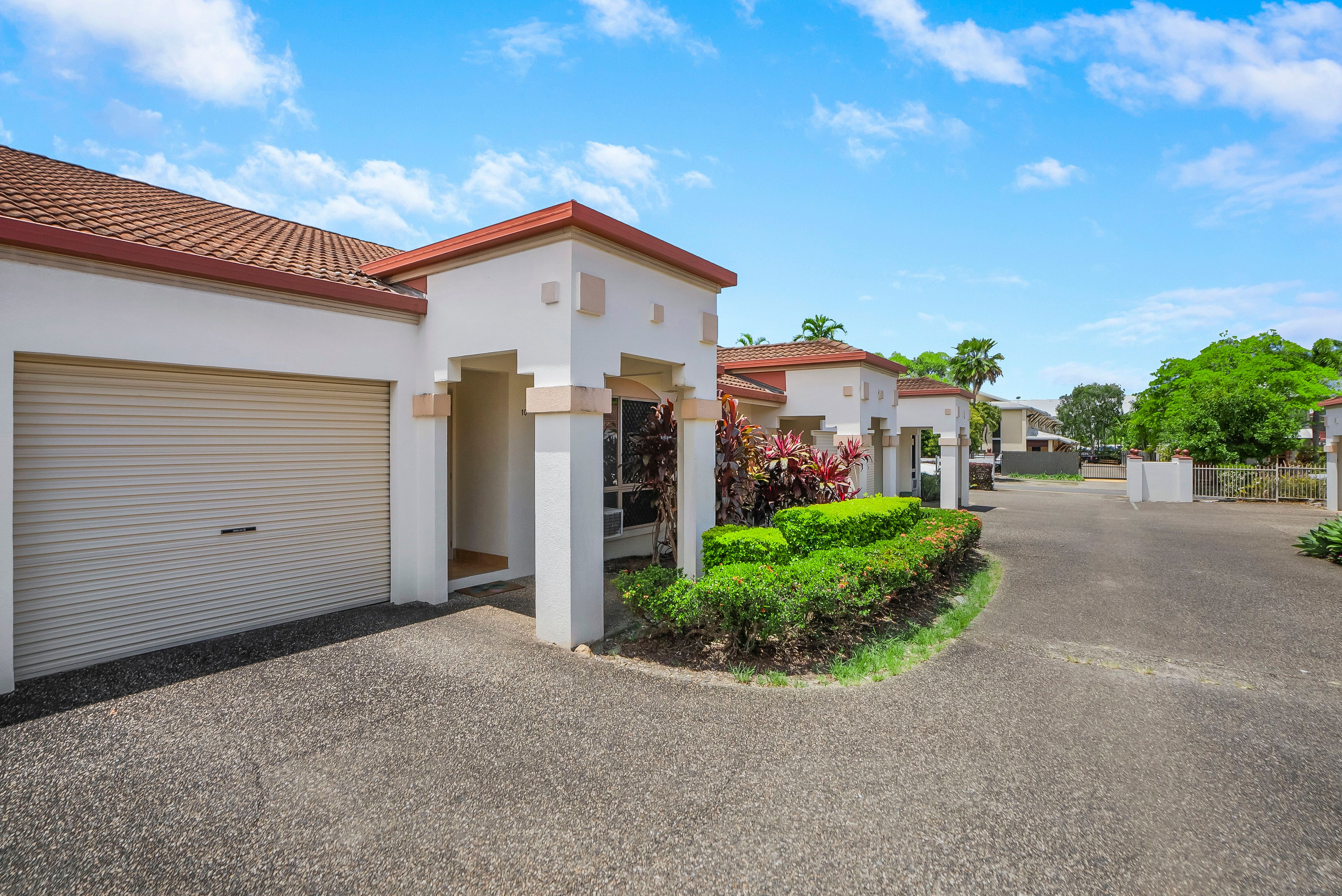 10/5-7 Oyster Court, Trinity Beach, QLD 4879