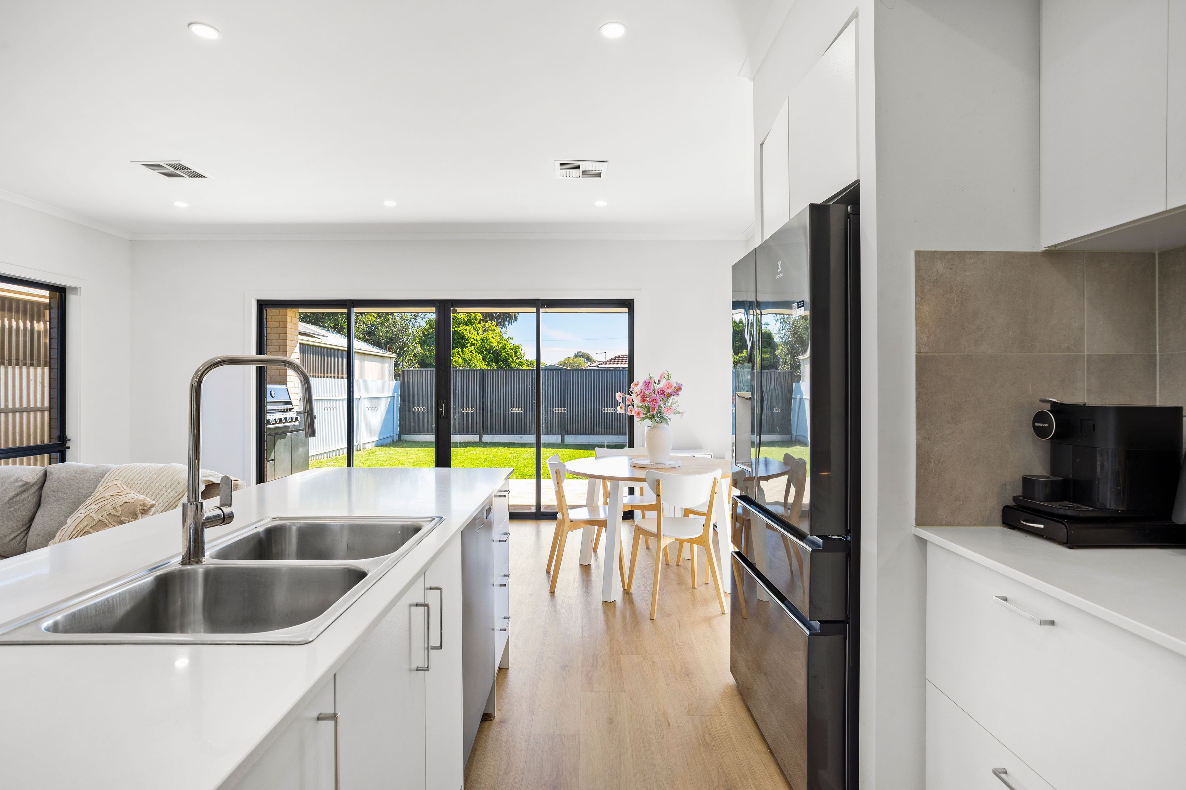 43A Richard Street — photo 6 of 17