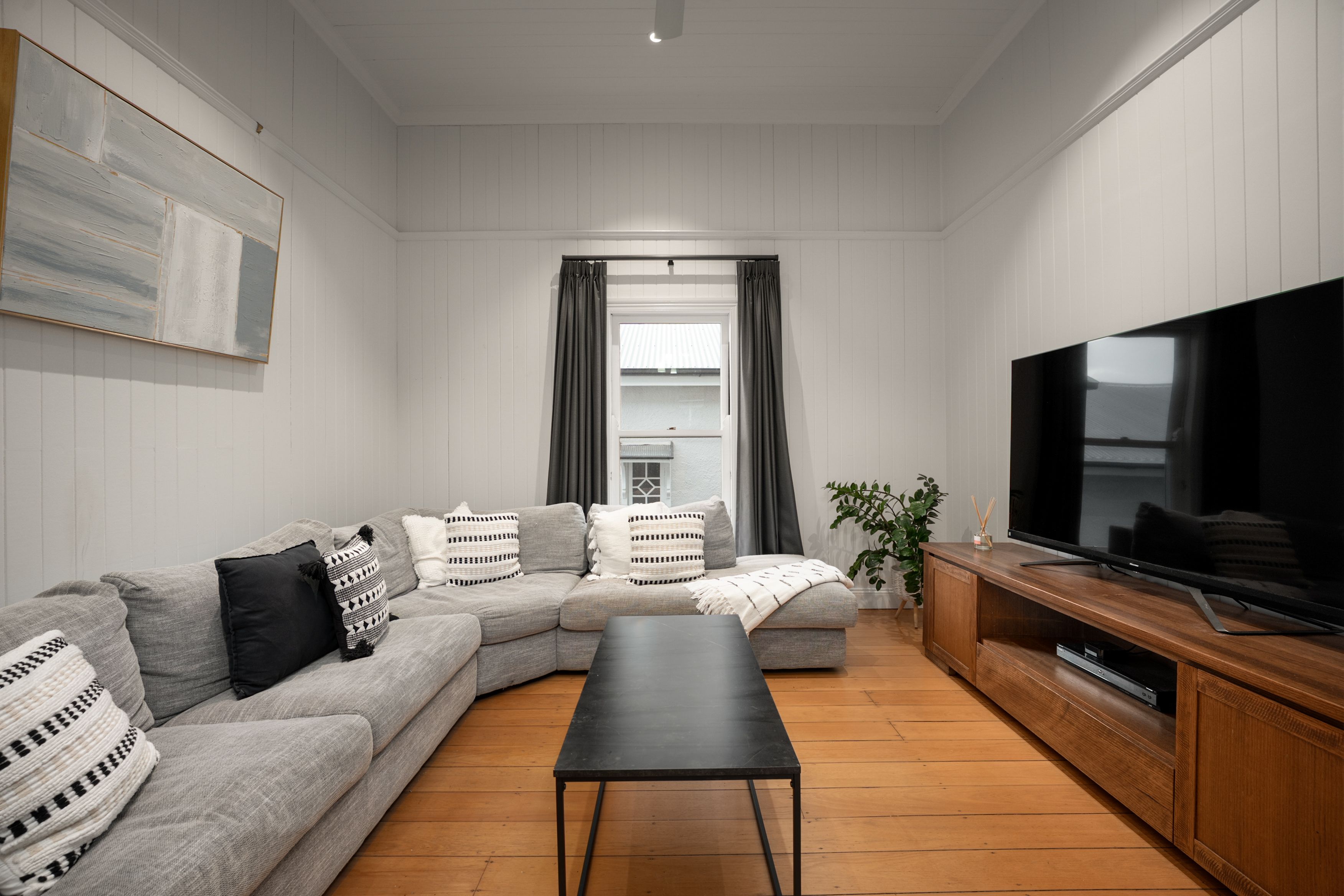 33 Abbott Street — photo 11 of 17