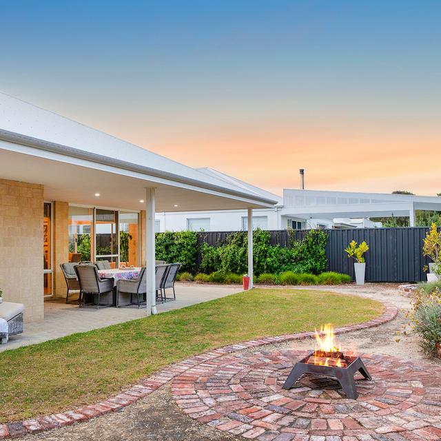 Quality Inspection Loop 28 Sloop Loop, Dunsborough, WA 6281 - House for Sale - Ray White ...