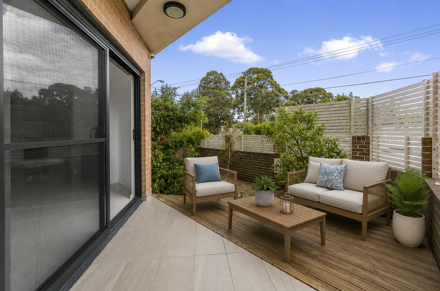 1/190-194 Burnett Street — photo from Ray White Parramatta