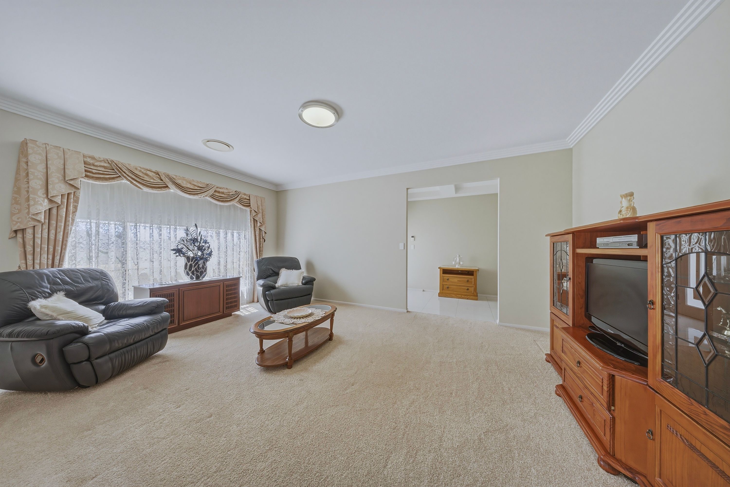 285 Cabbage Tree Road — photo 9 of 27