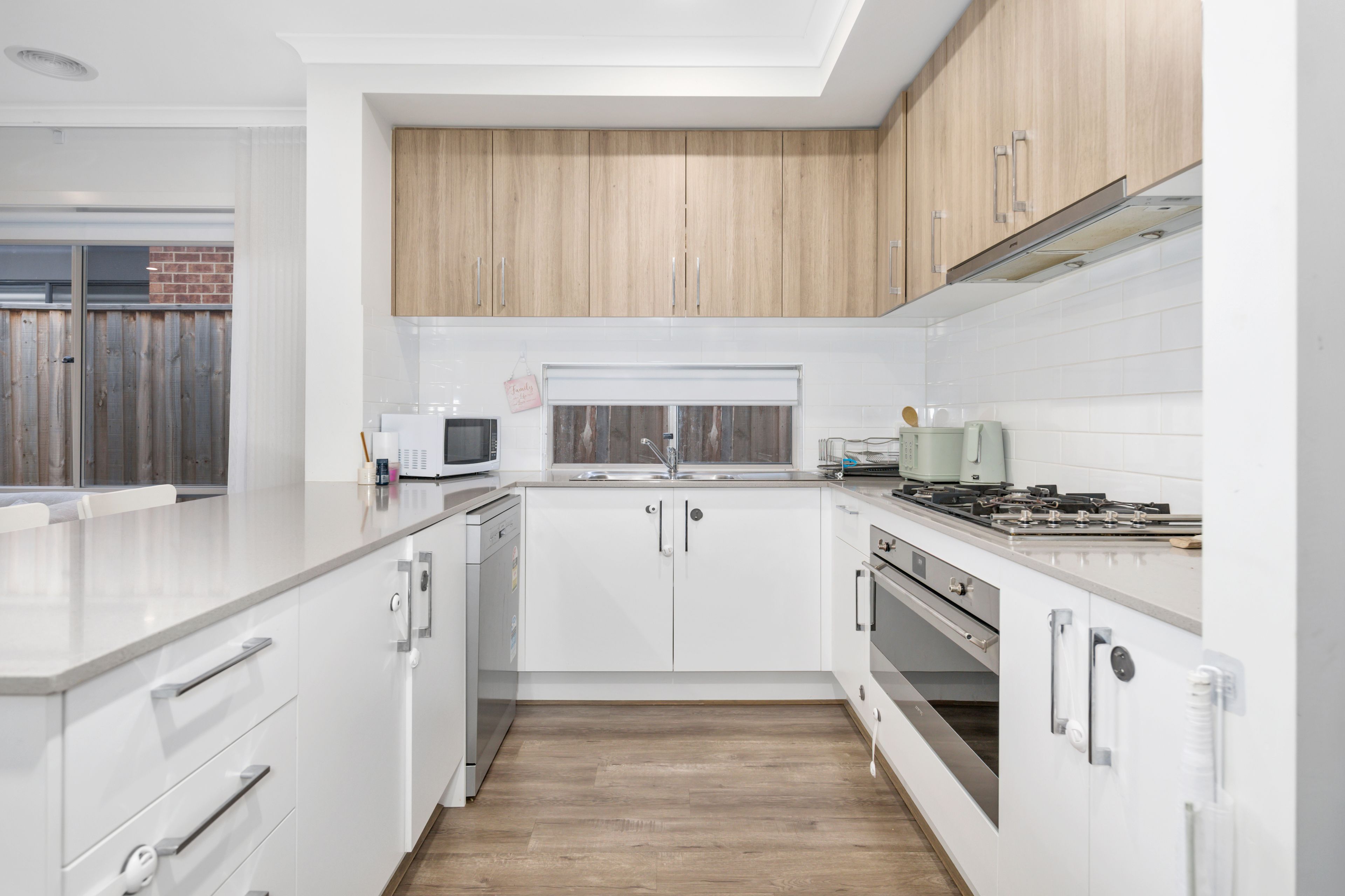 17 Milsom Avenue — photo 4 of 12