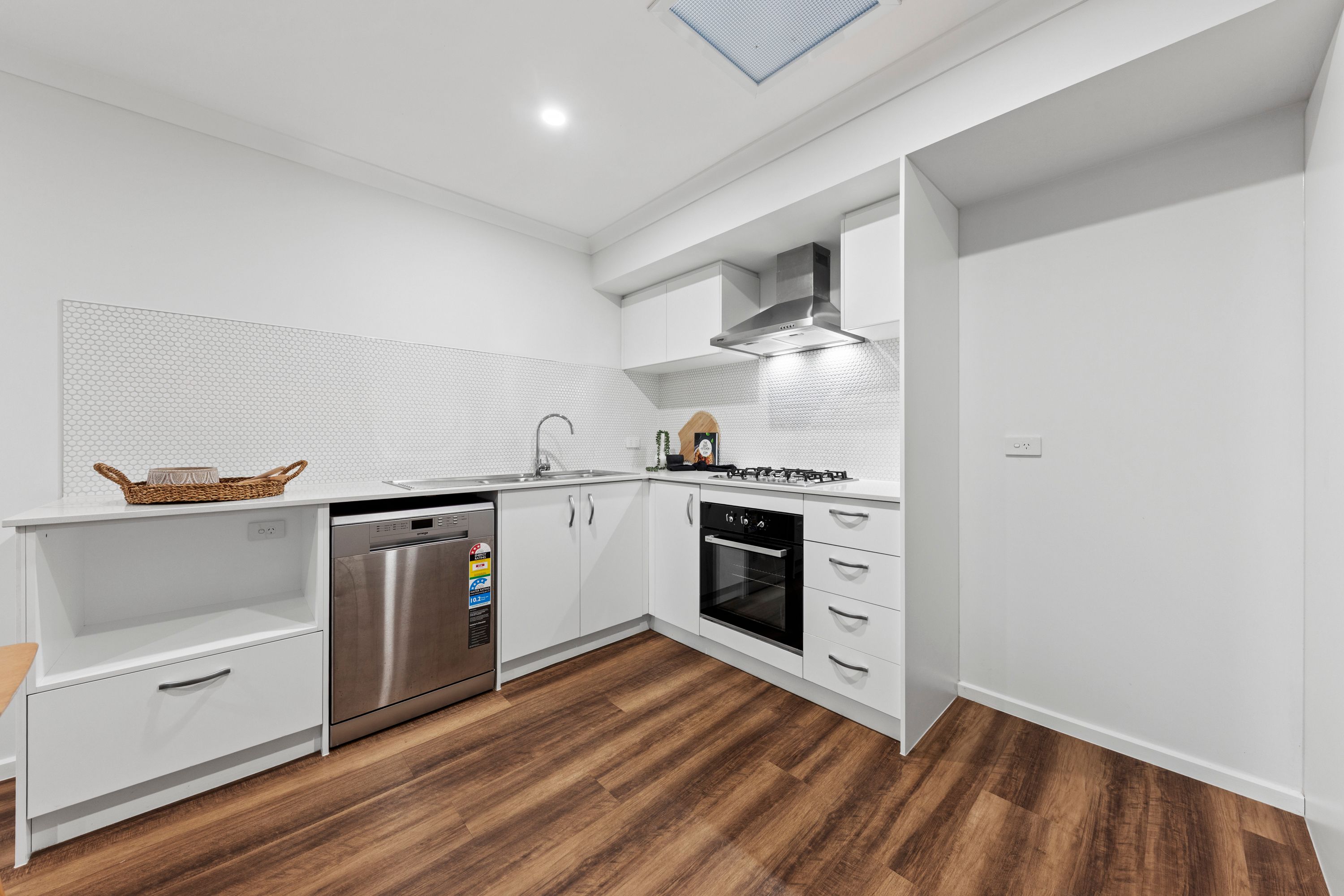 13 Blainey Way — photo 4 of 22