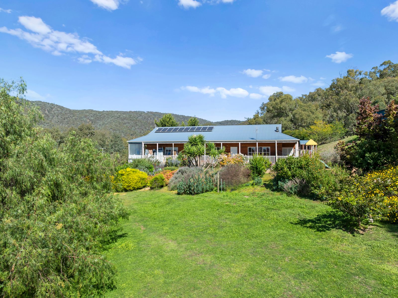 6 Bluegum Crescent, Bonnie Doon, VIC 3720