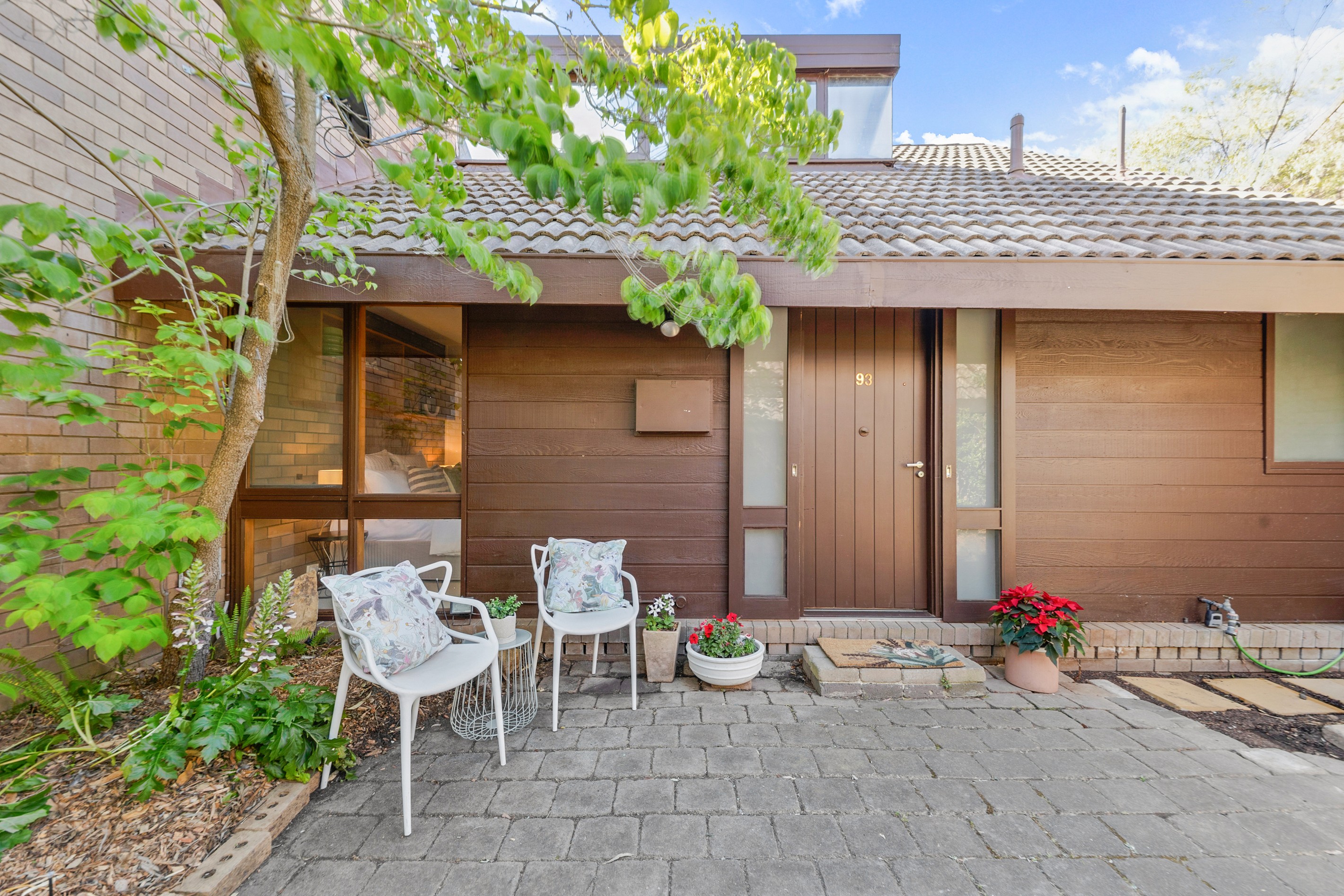 93 Wybalena Grove, Cook, ACT 2614