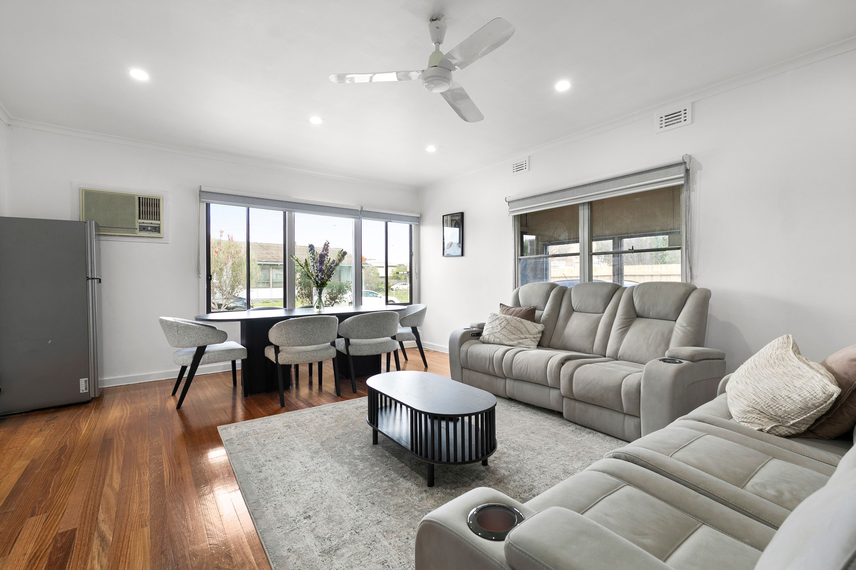 18 Stanhope Street — photo 3 of 16
