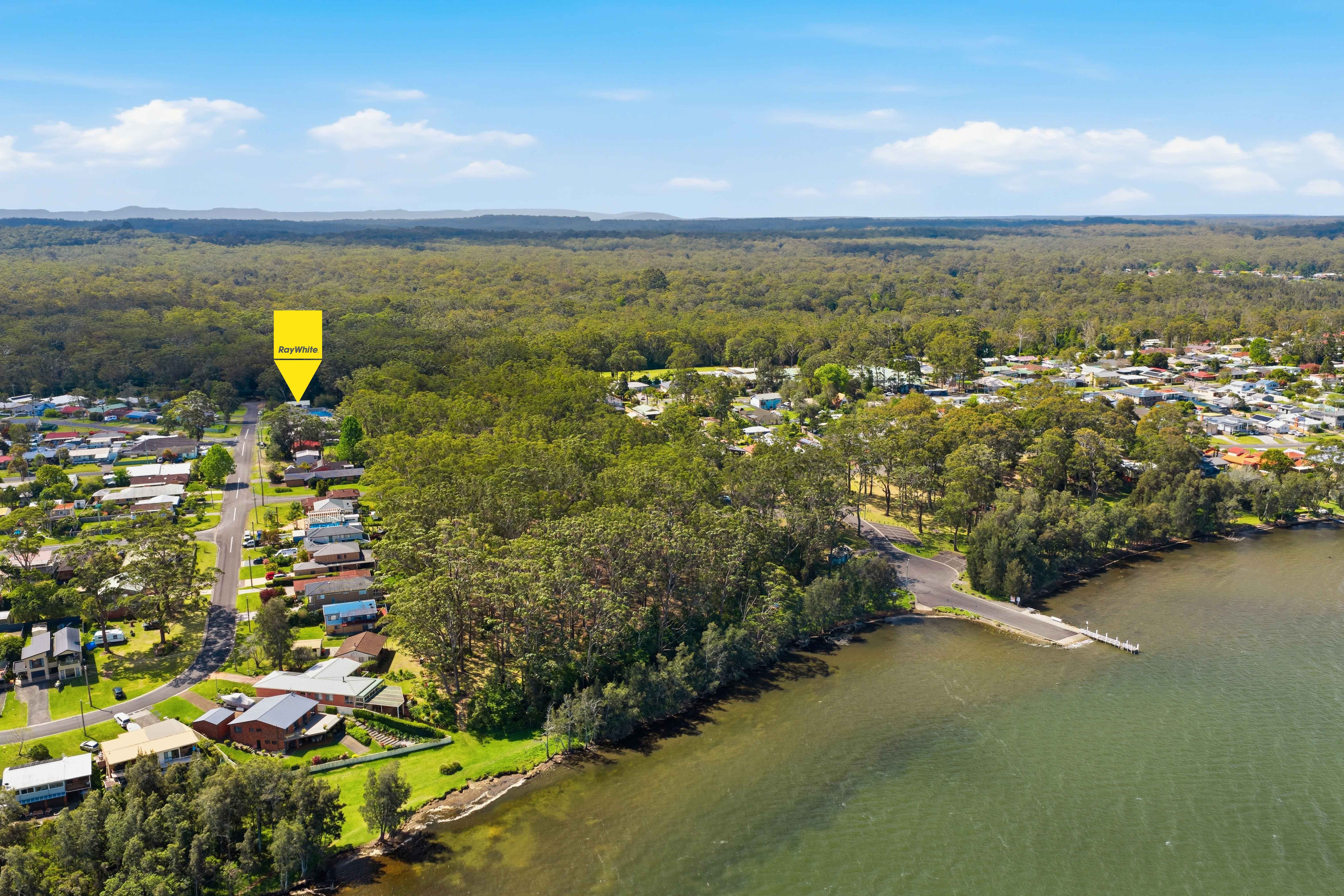2 Elanora Parade — photo 4 of 17