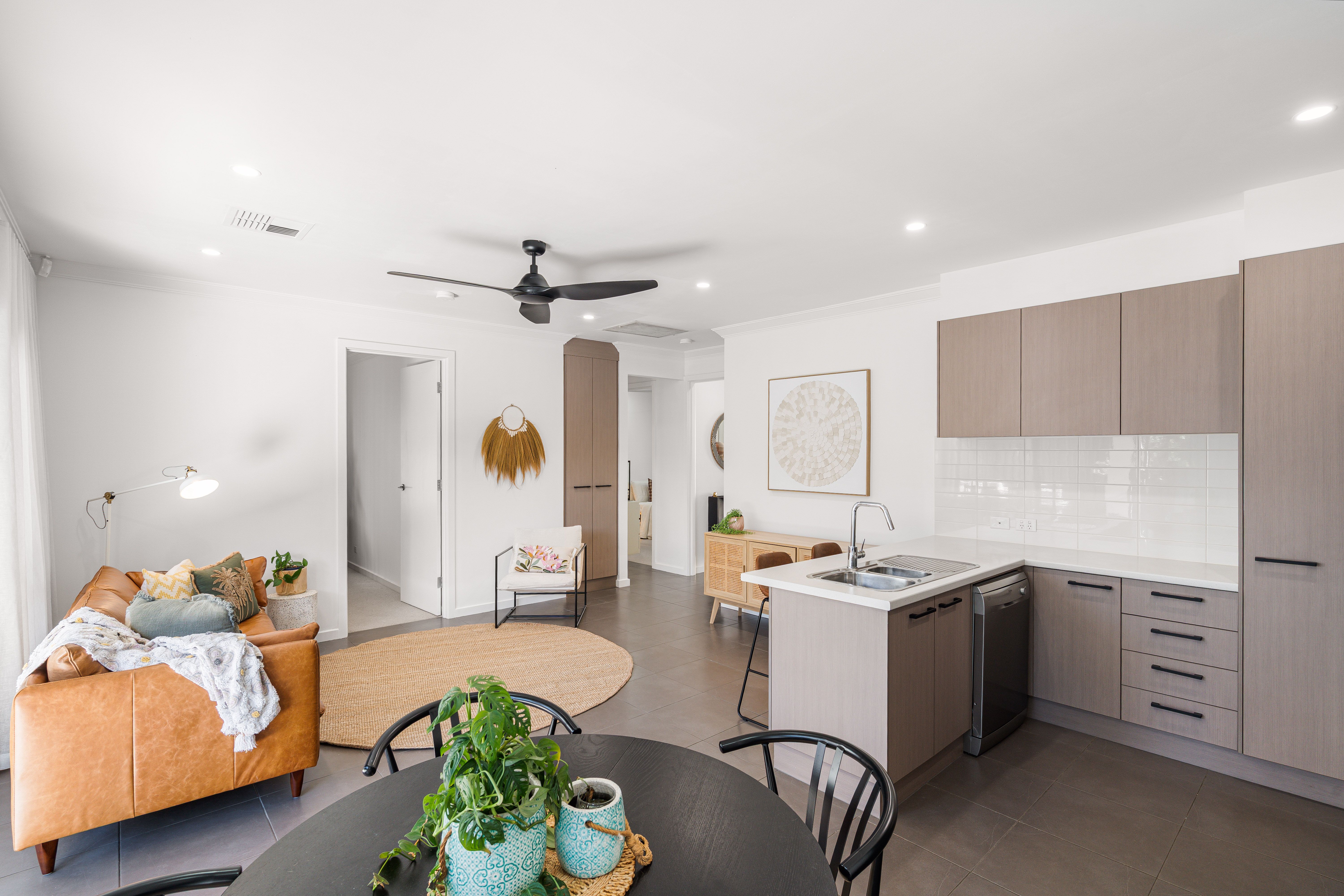 25B Maurice Avenue — photo 13 of 23
