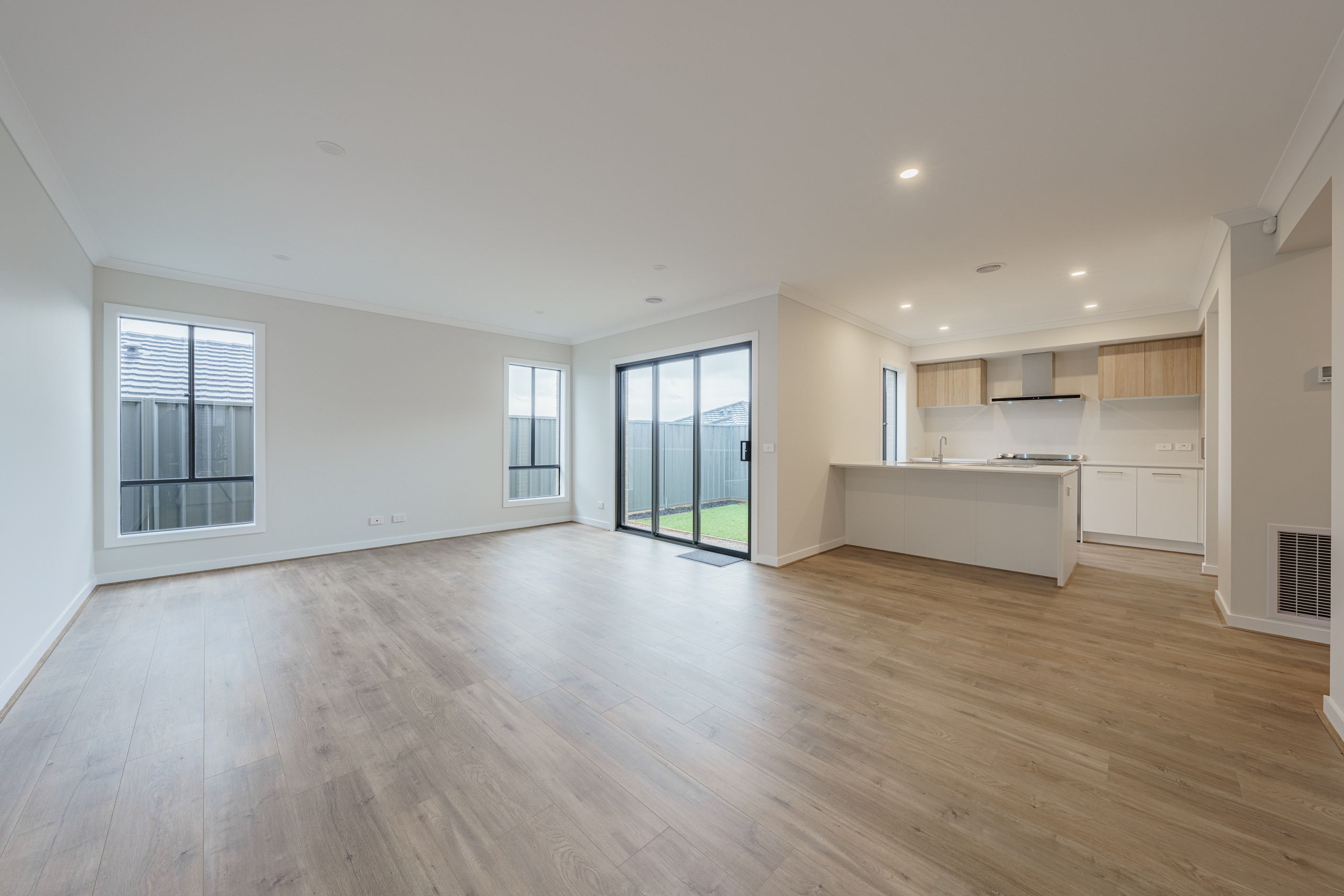 99 Yaralla Circuit, Clyde, VIC 3978