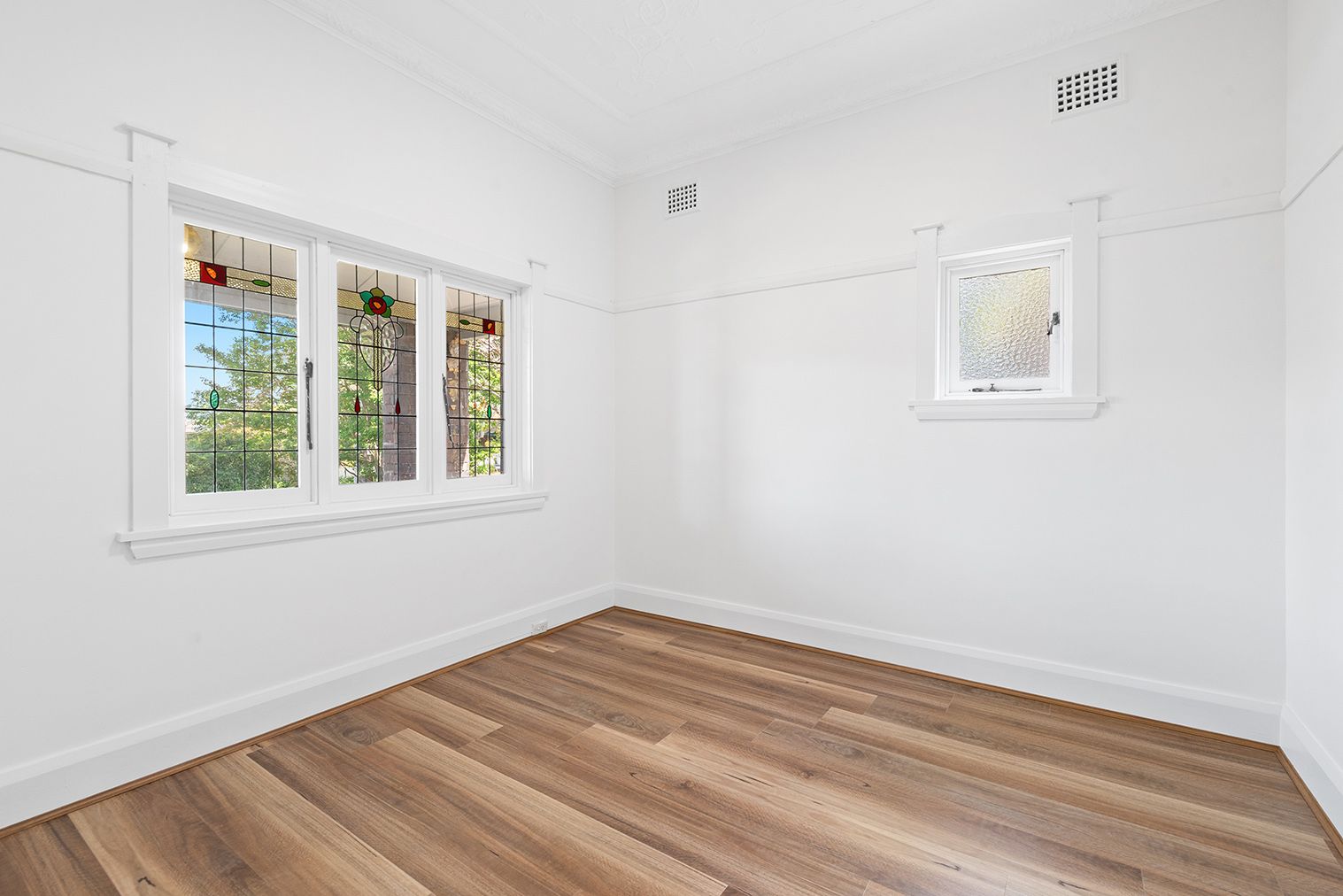 21 Morrison Road — photo 3 of 6