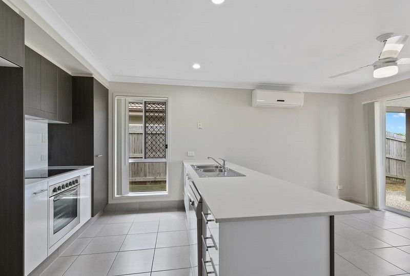 12 Severn Crescent, North Lakes, QLD 4509