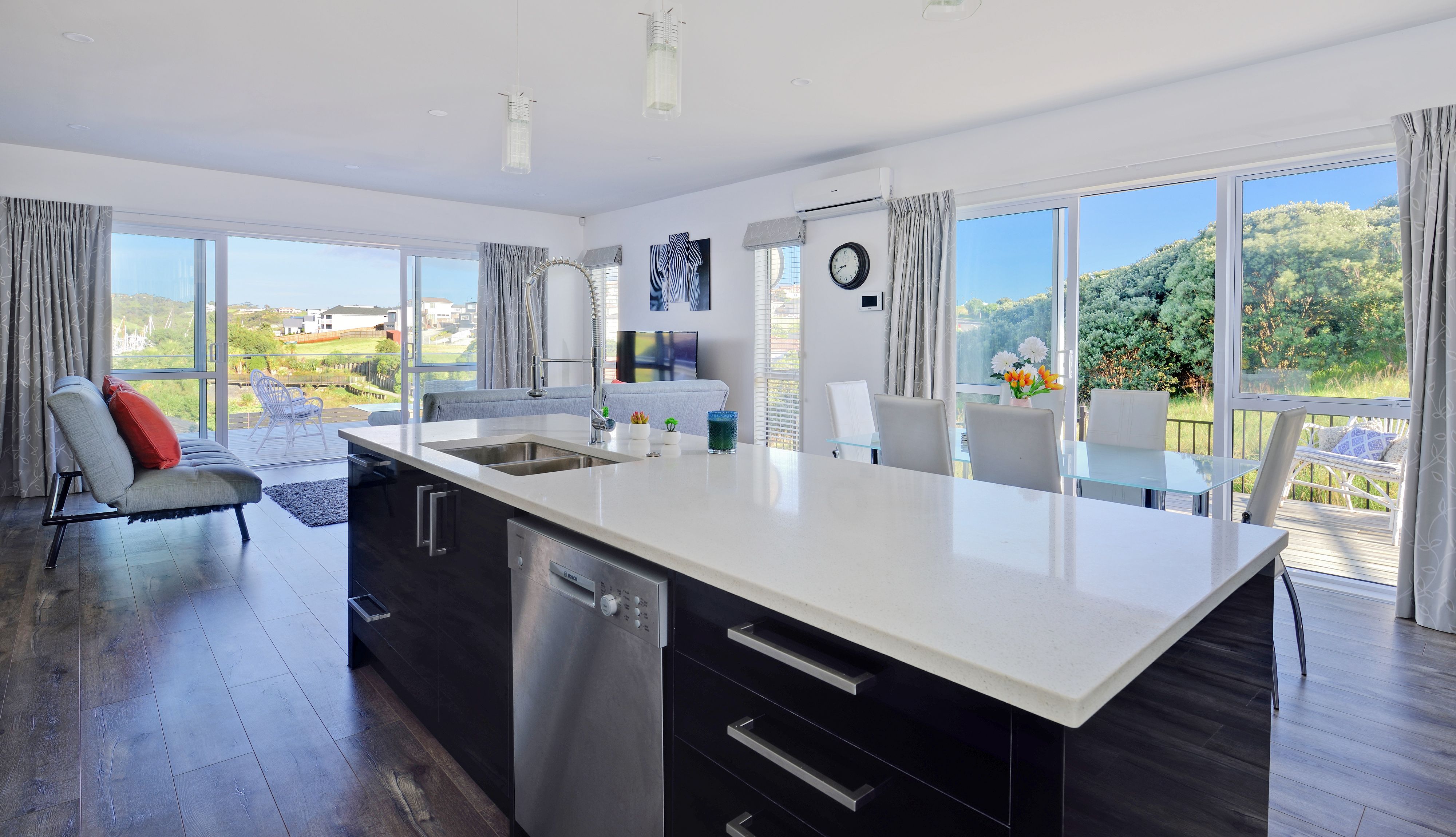 9 Kaipuke Crescent, Gulf Harbour, Rodney