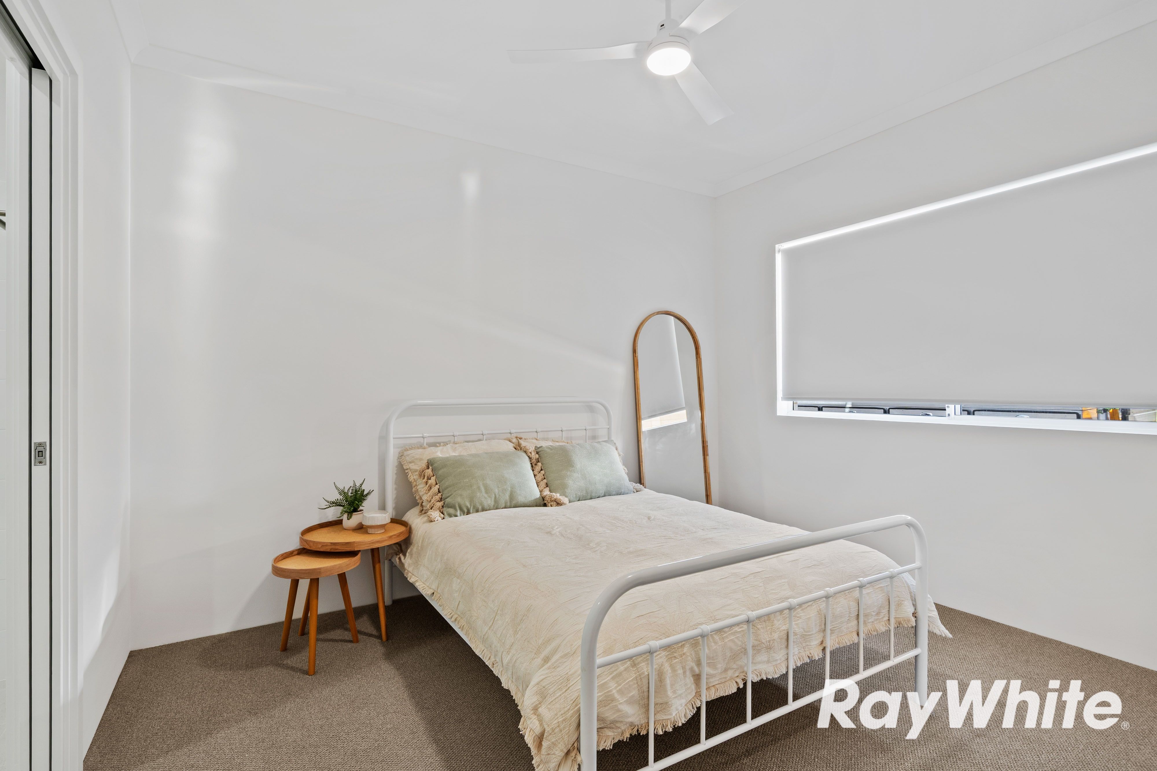 22/101 Oakleigh Drive — photo 16 of 25