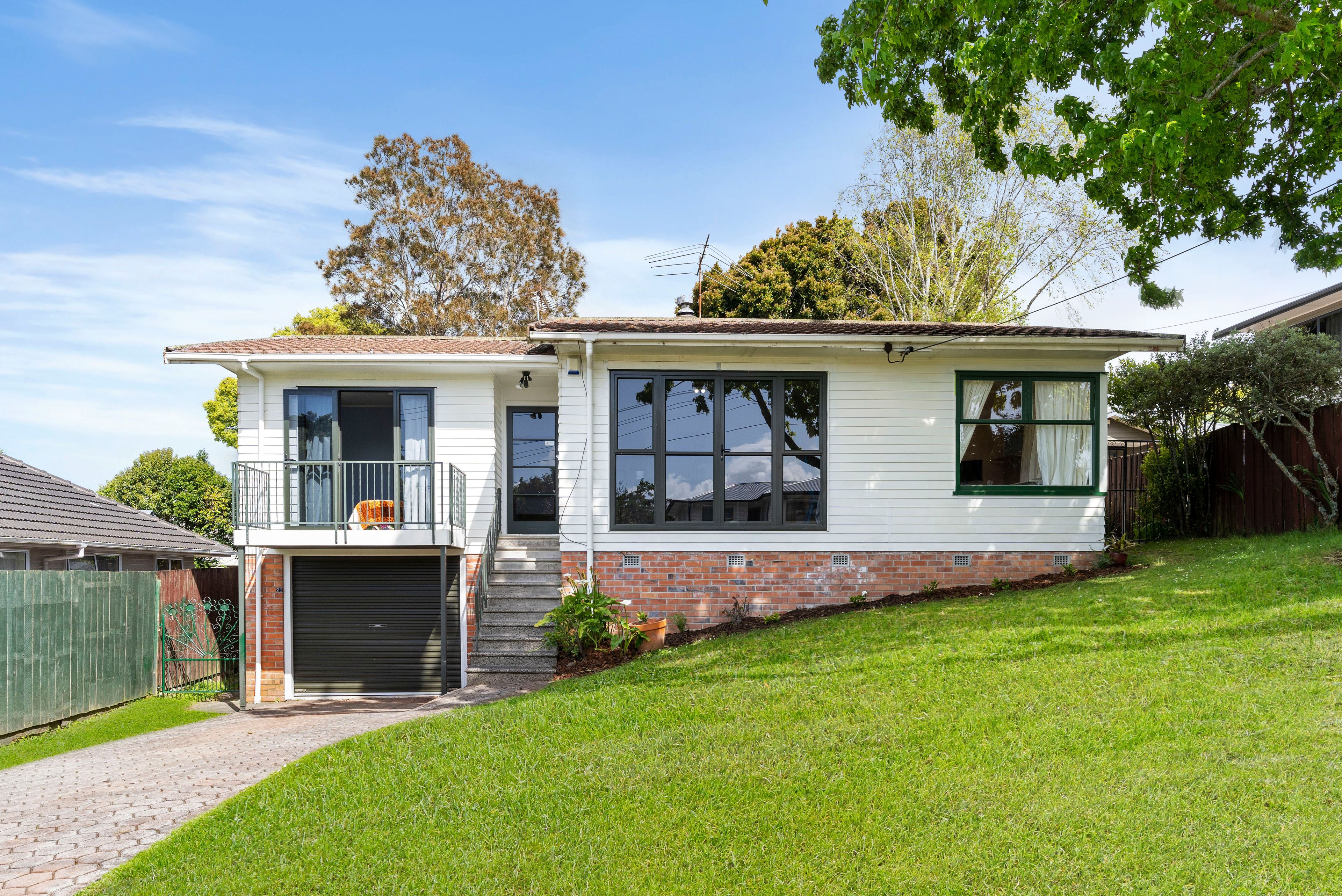 29 Taupo Street, Green Bay, Waitakere City
