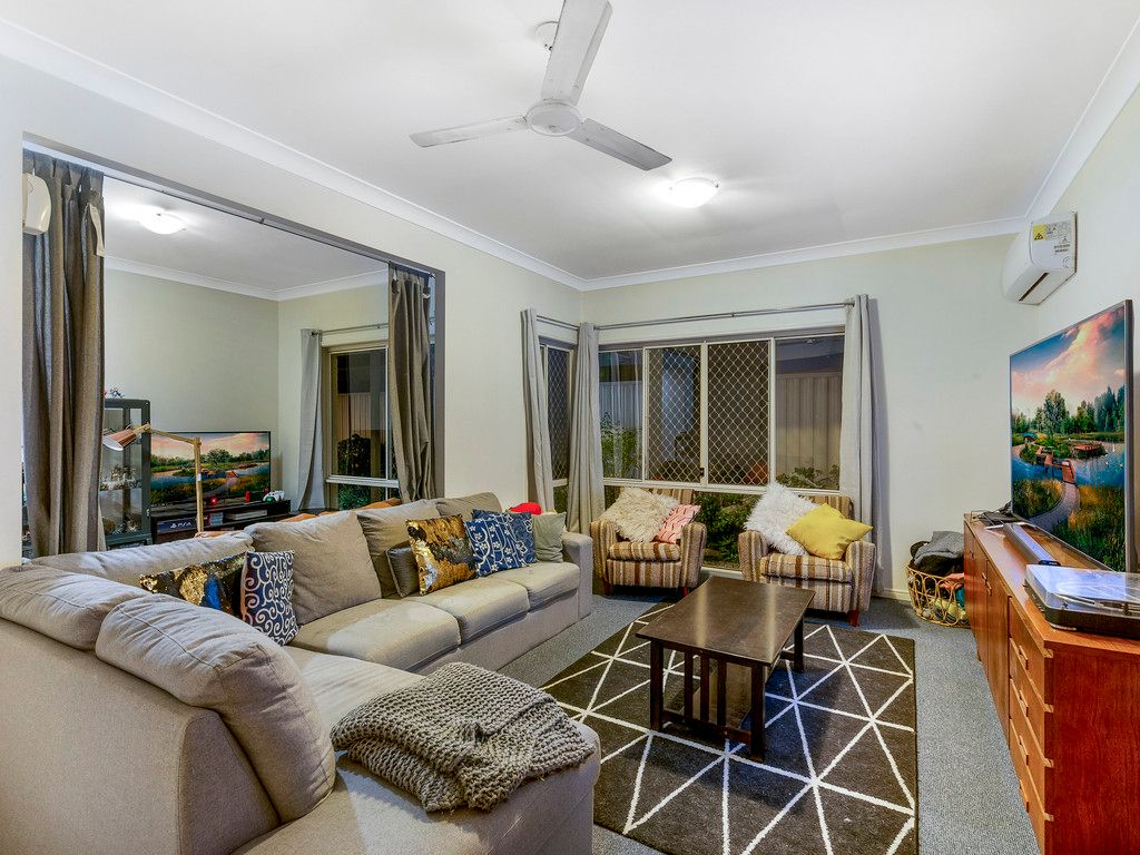 32 Ebony Place, Stretton, QLD 4116