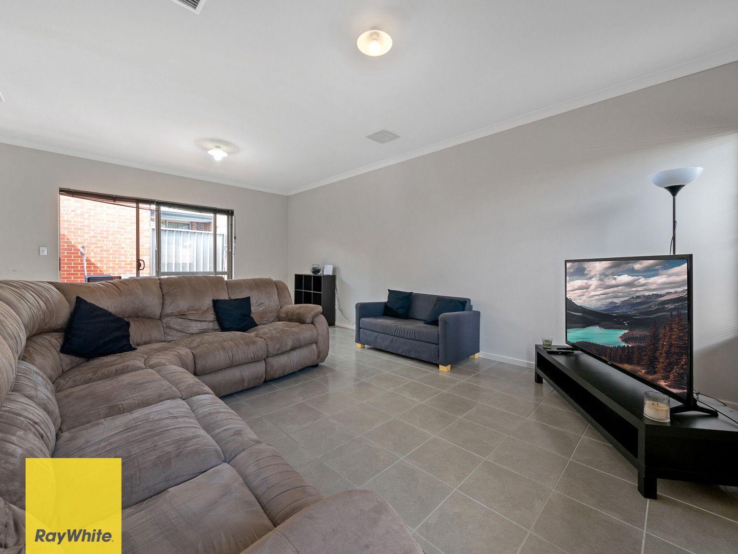 41C Stroughton Road, Westminster, WA 6061