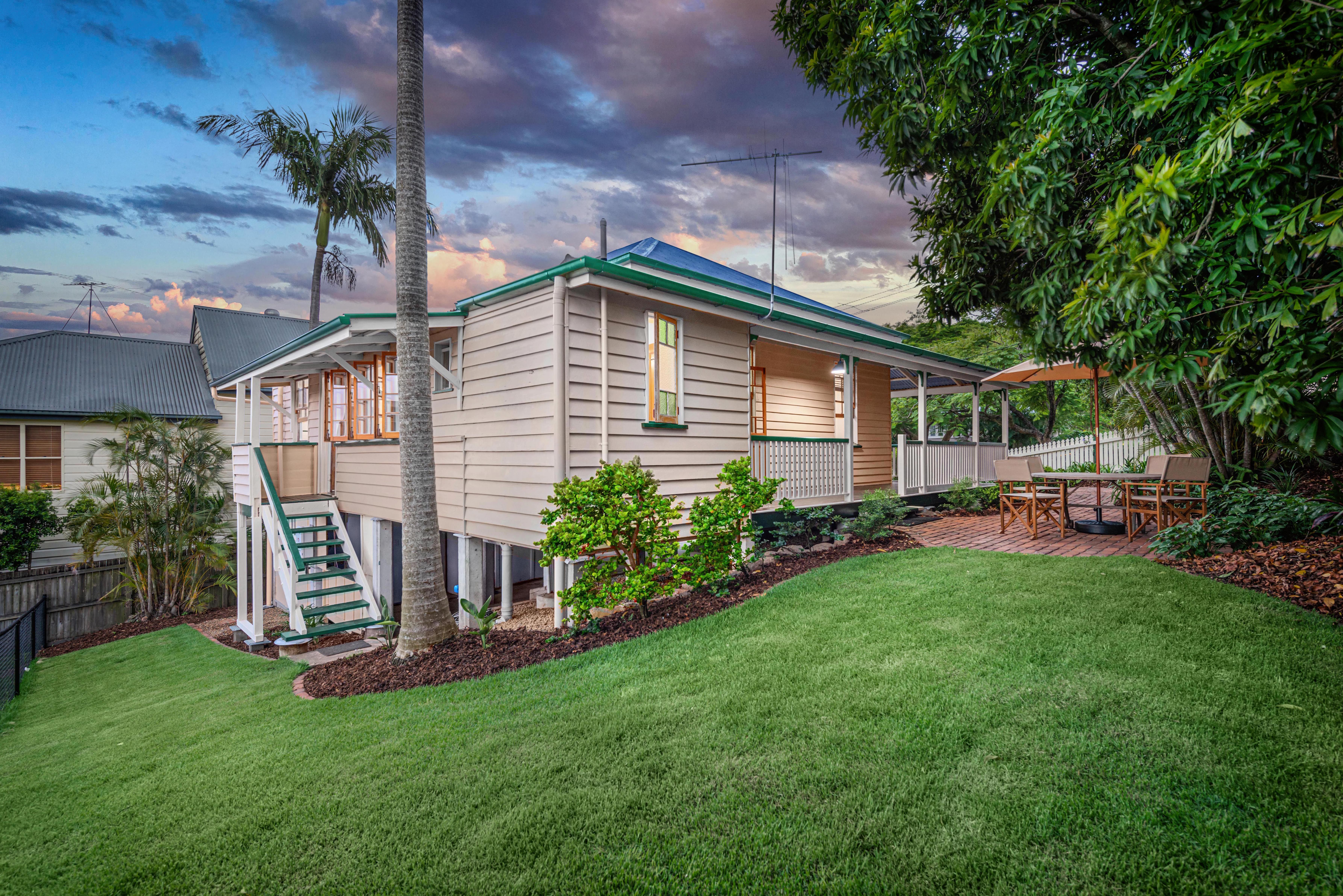 21 Sixth Avenue, Windsor, QLD 4030