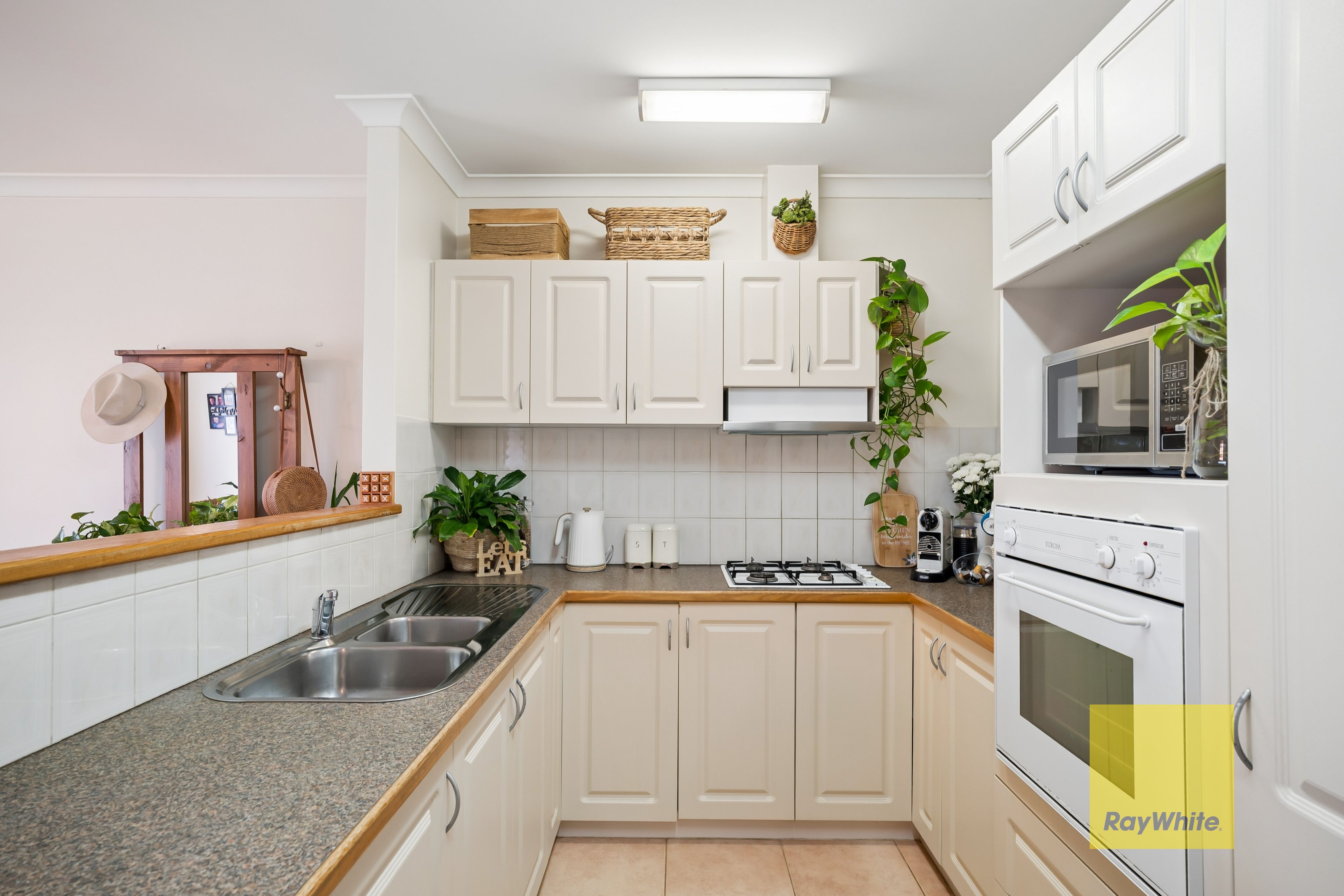 2/18 Canning Road — photo 9 of 30