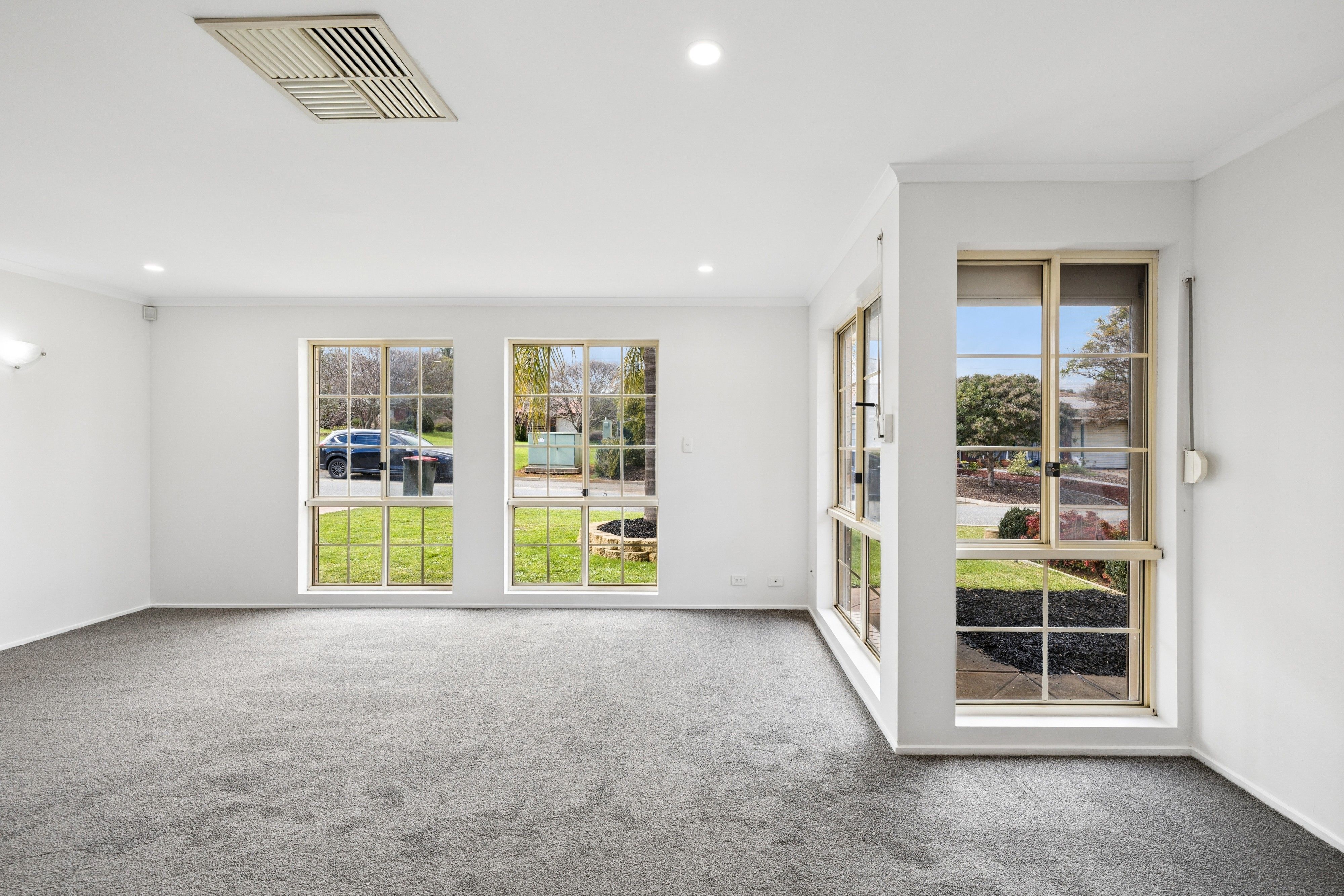 4 Marika Court — photo 3 of 23