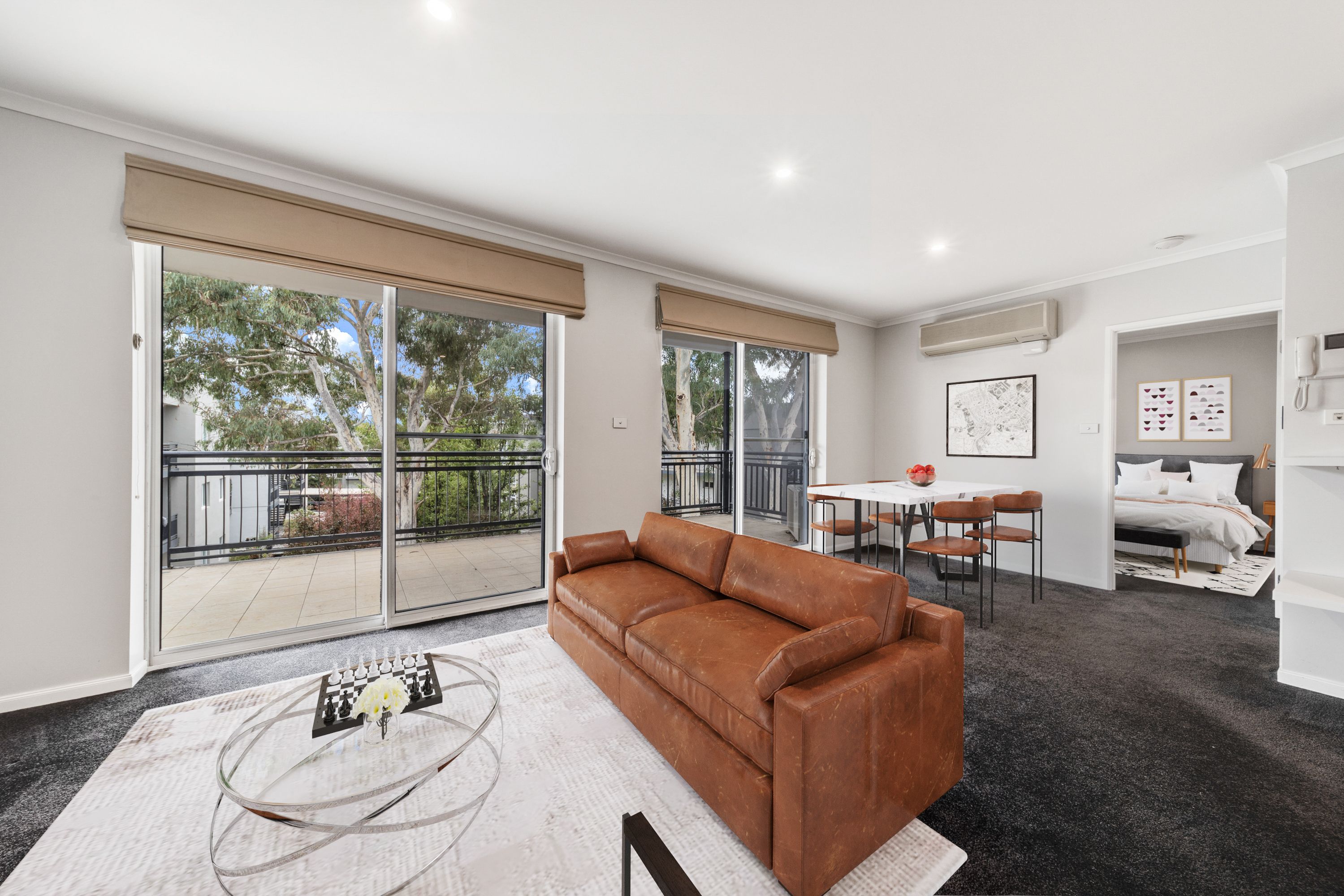 121/68 Hardwick Crescent — photo 4 of 11