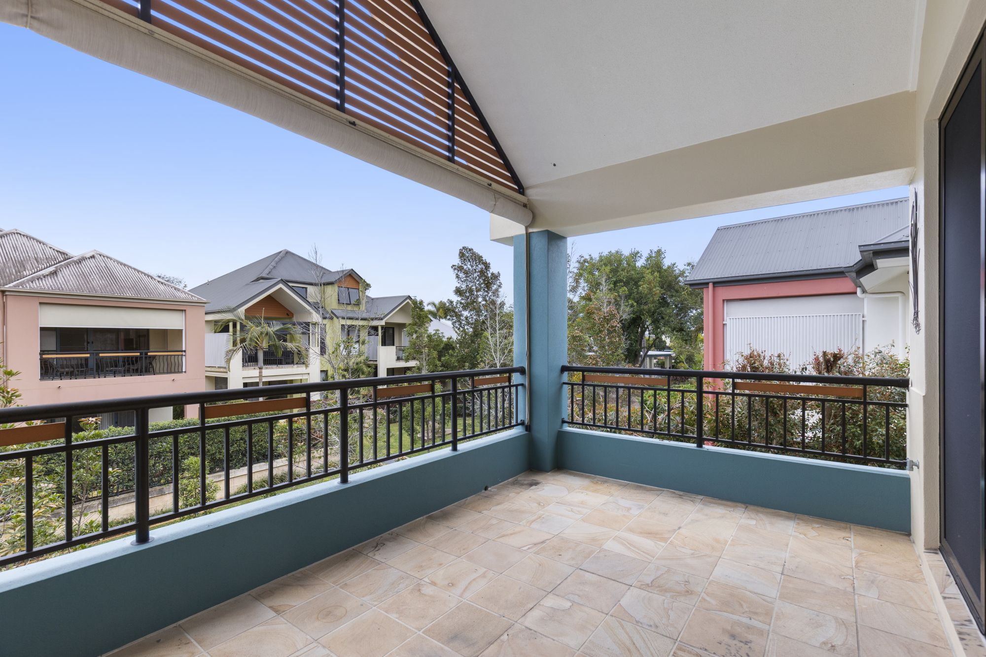 2048/1 The Vistas Drive, Carrara, QLD 4211