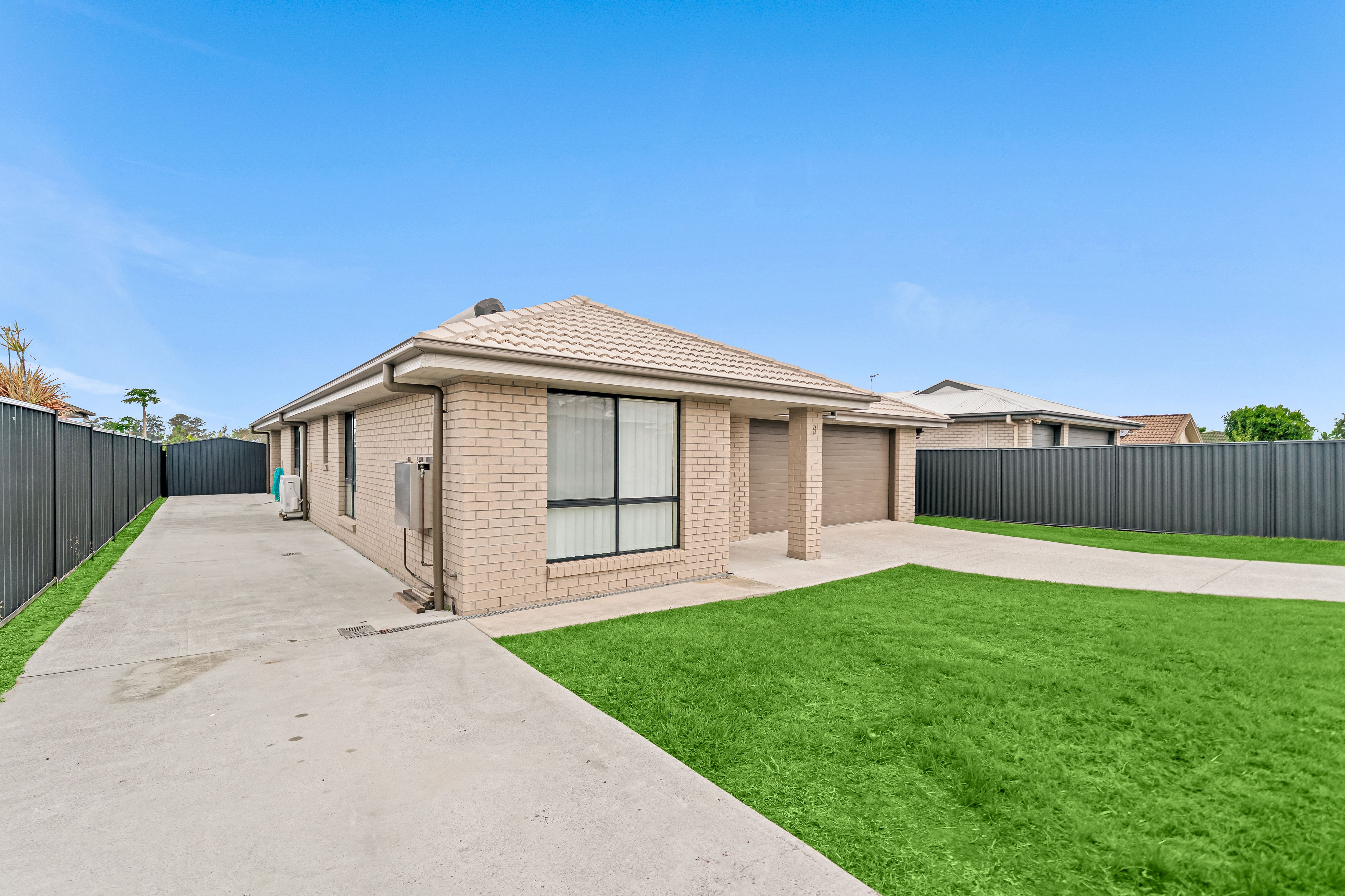 9 Voyager Street — photo 3 of 30
