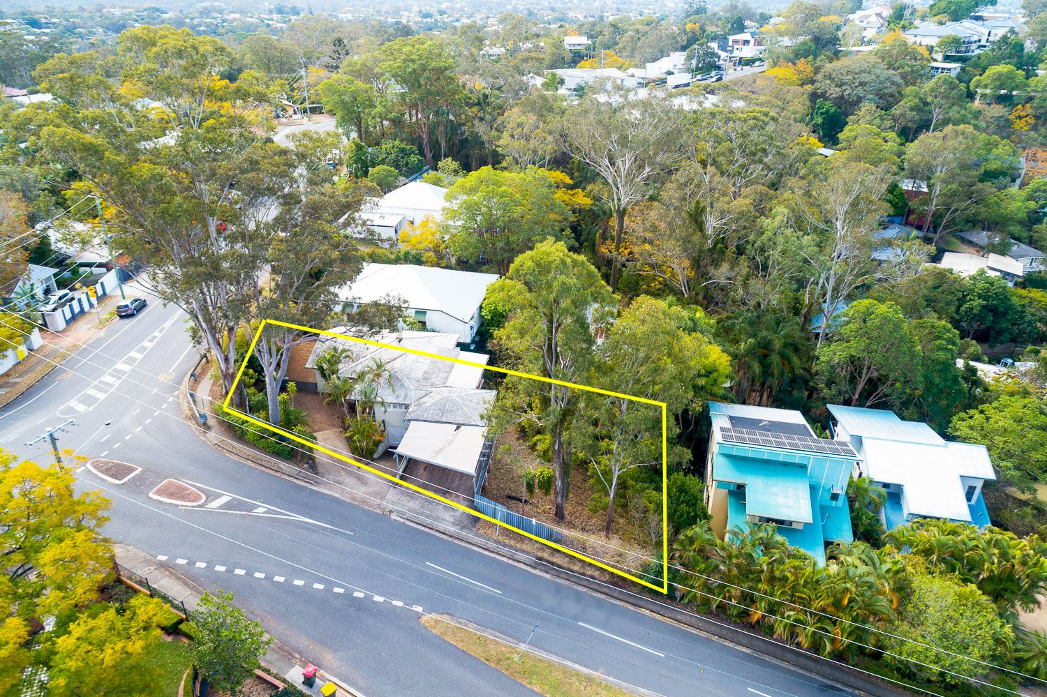 90 Simpsons Road, Bardon QLD 4065