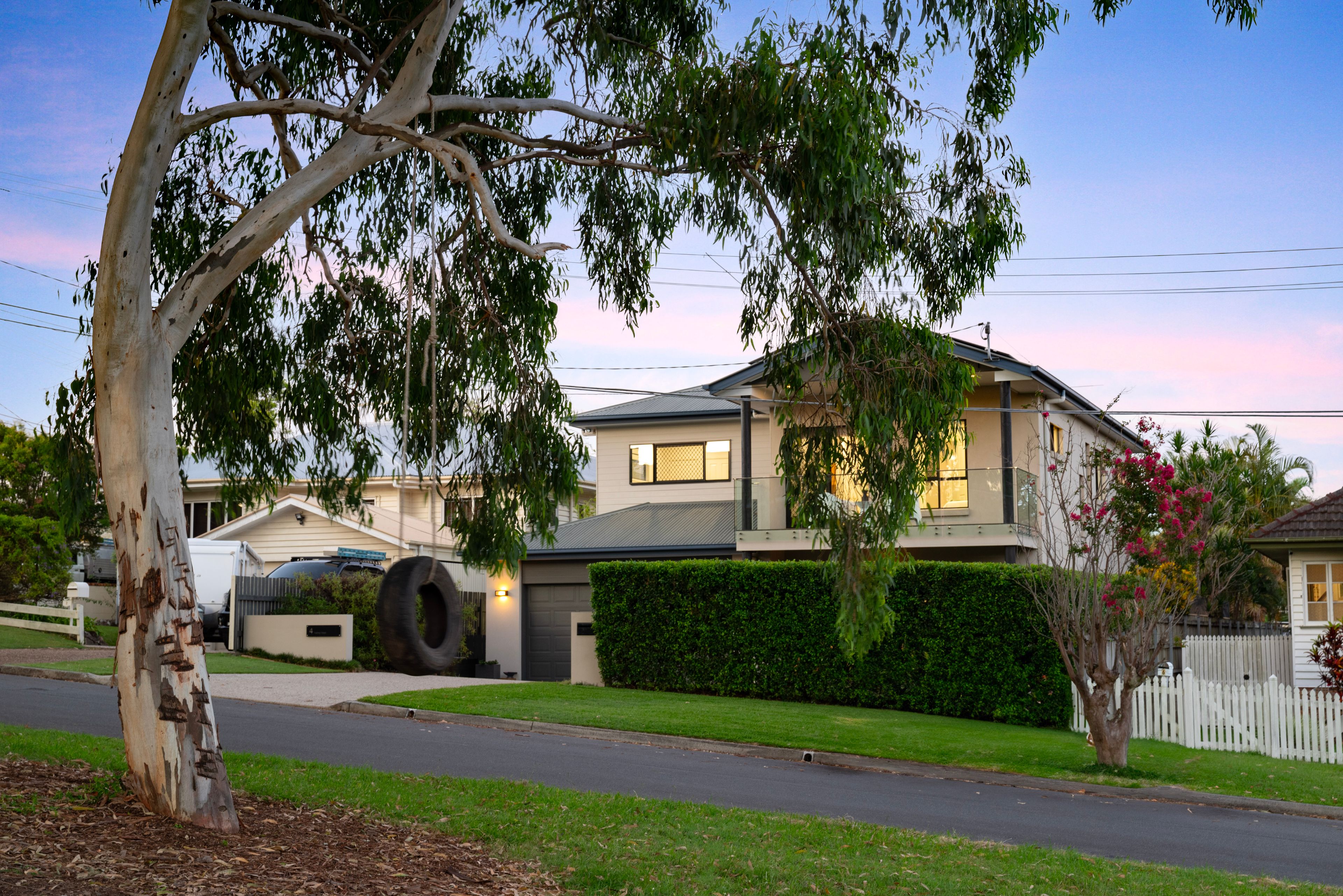 4 Aubrey Street, Camp Hill QLD 4152