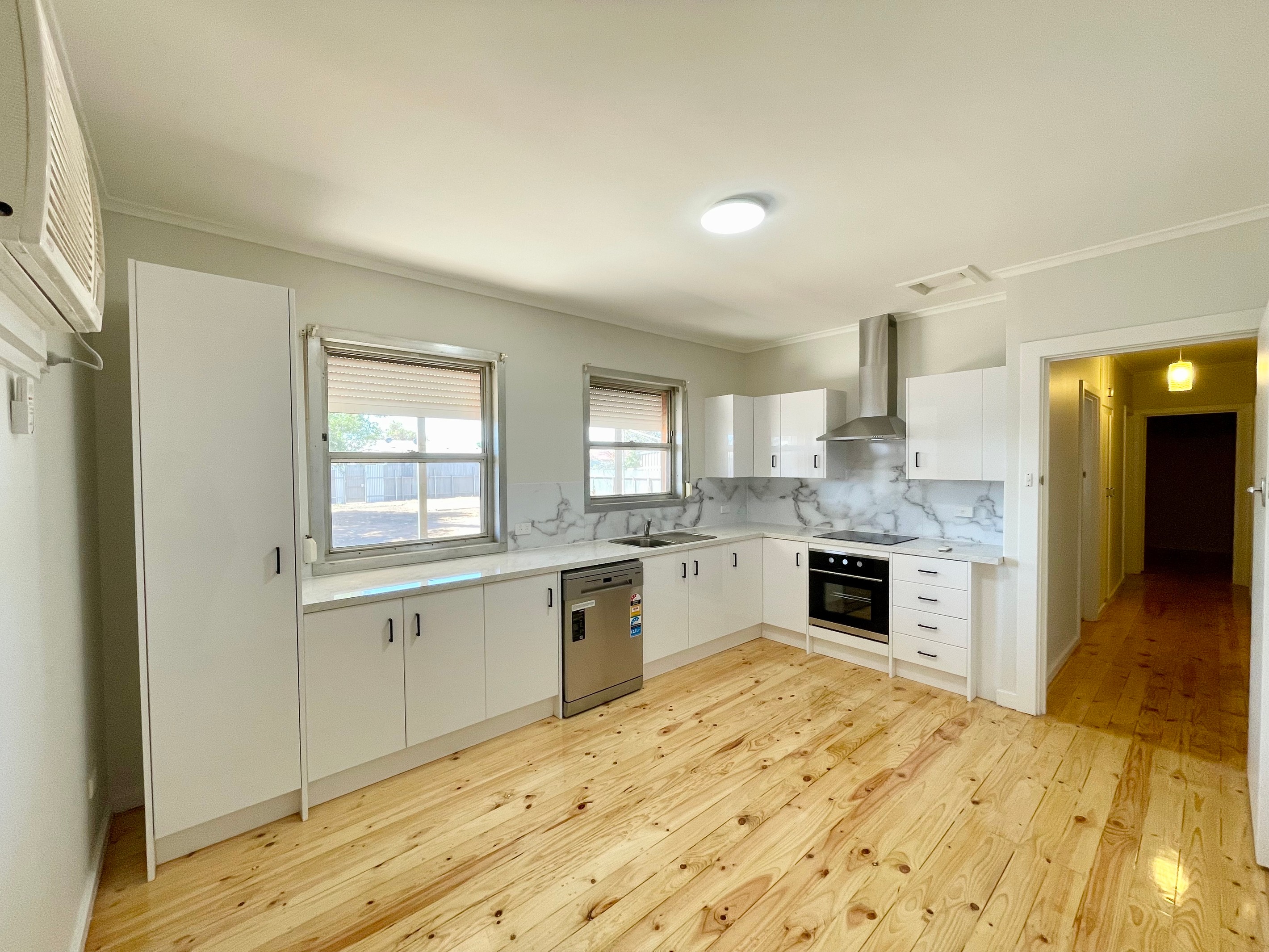 176 Nicolson Avenue, Whyalla Stuart, SA 5608