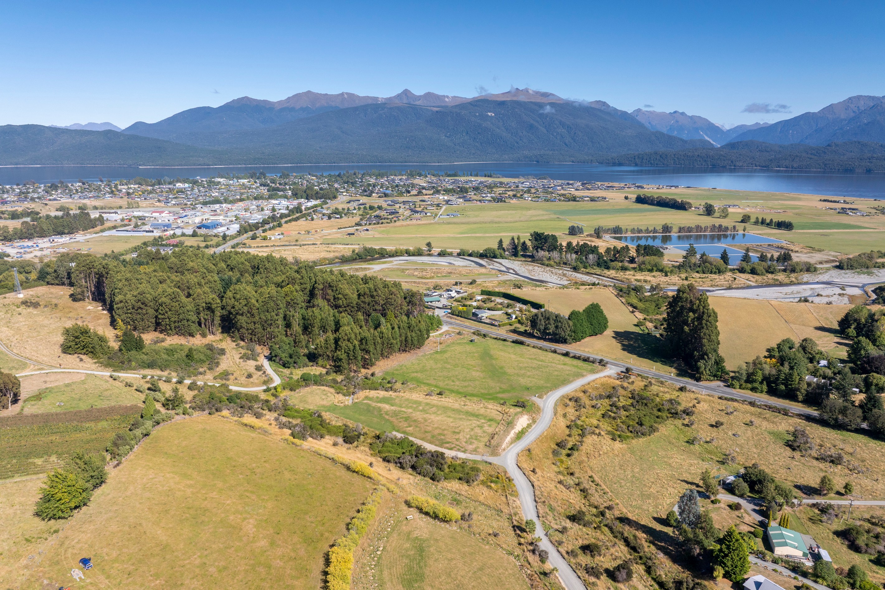16 Point Burn Lane, Te Anau, Southland District