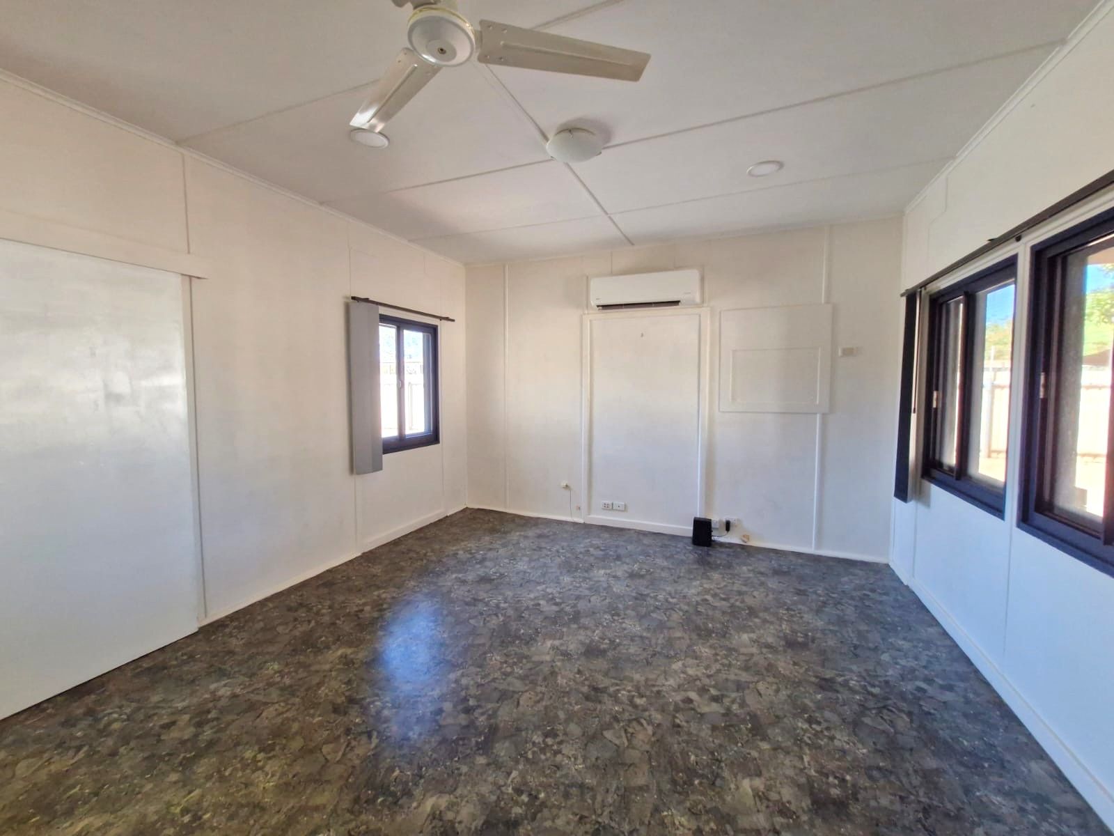 48 Roberts Street — photo 12 of 30