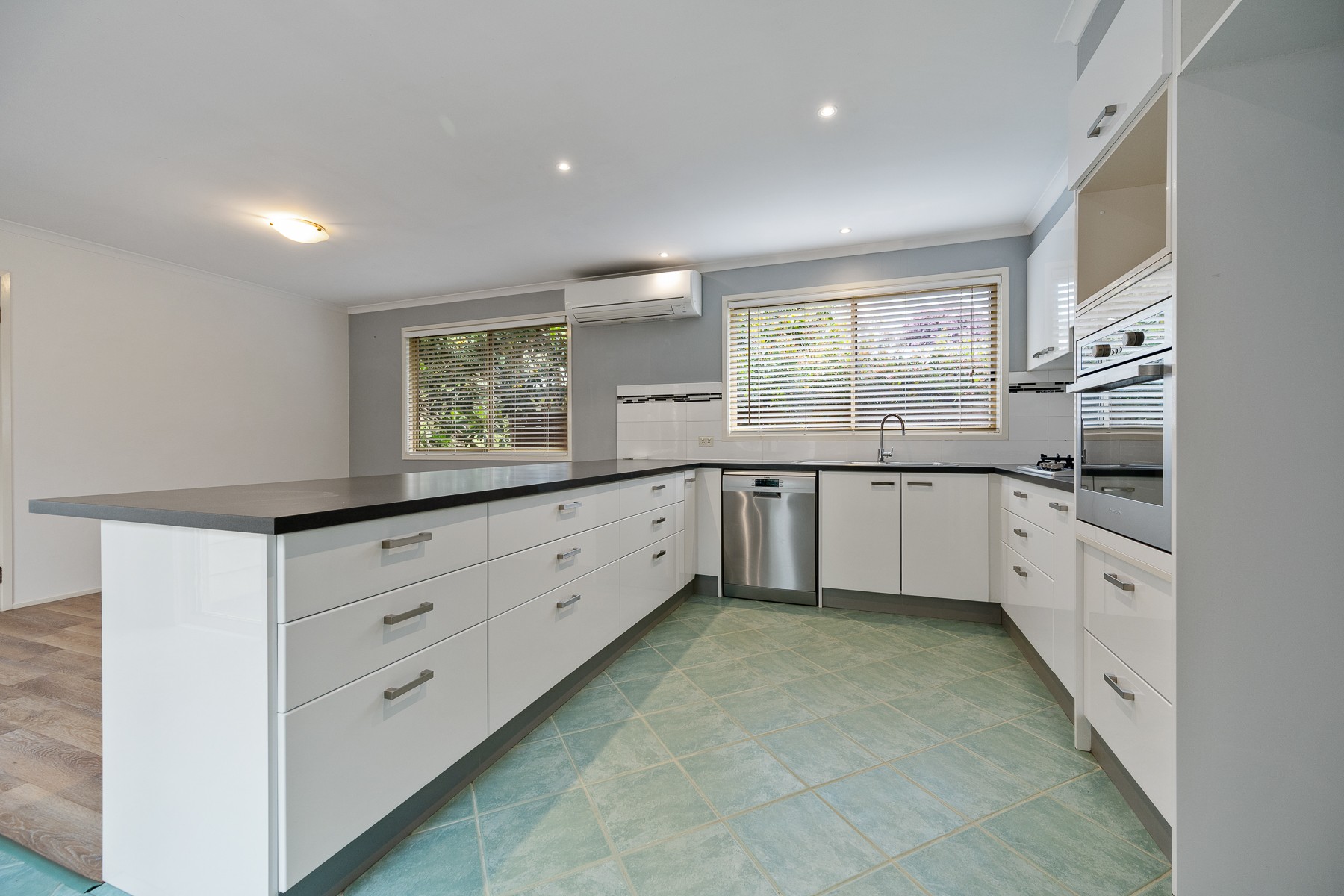 11 Spear Street, Cape Paterson, VIC 3995