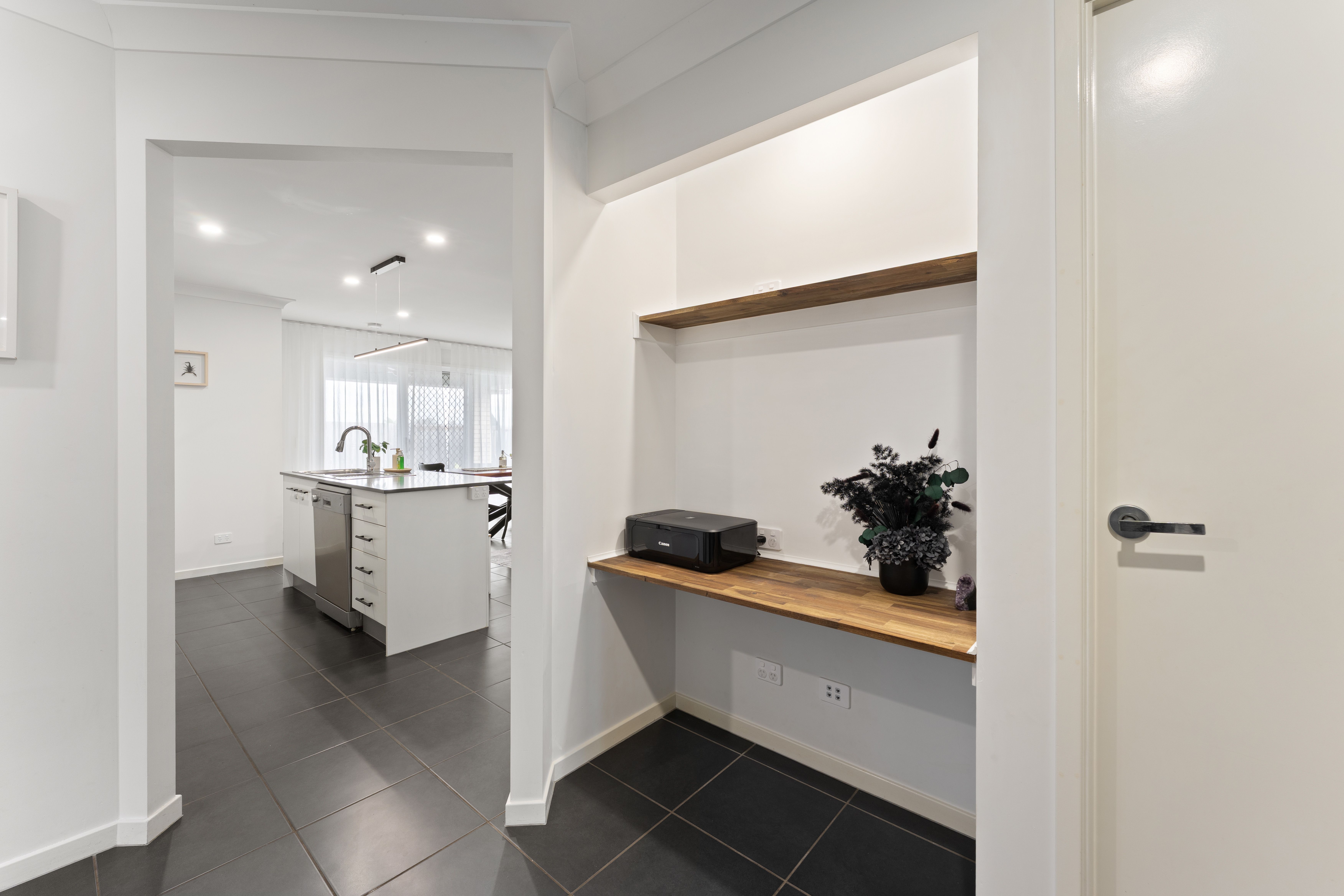 29 Clove Street — photo 5 of 19