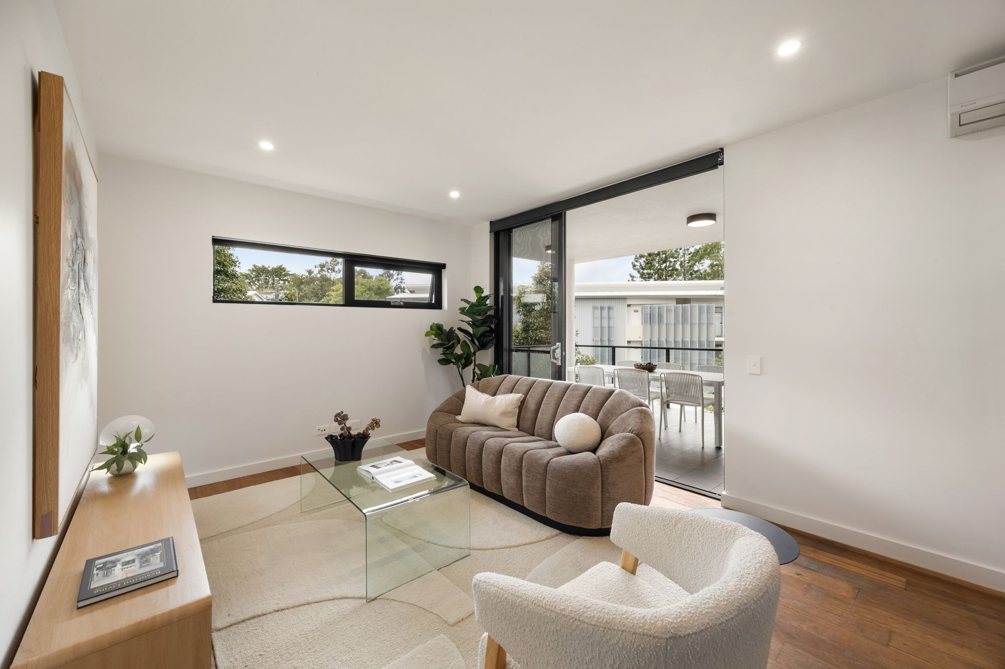 305/16 Priory Street — photo 7 of 14