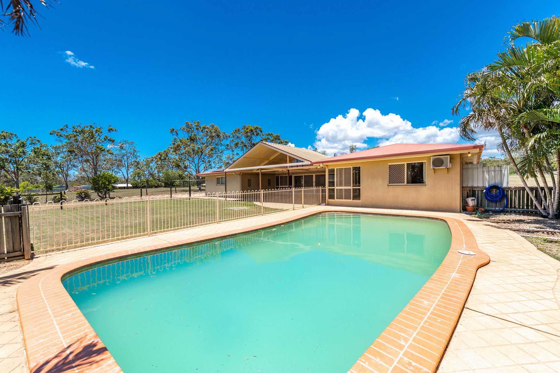 9 Norgrove Road, Branyan, QLD 4670