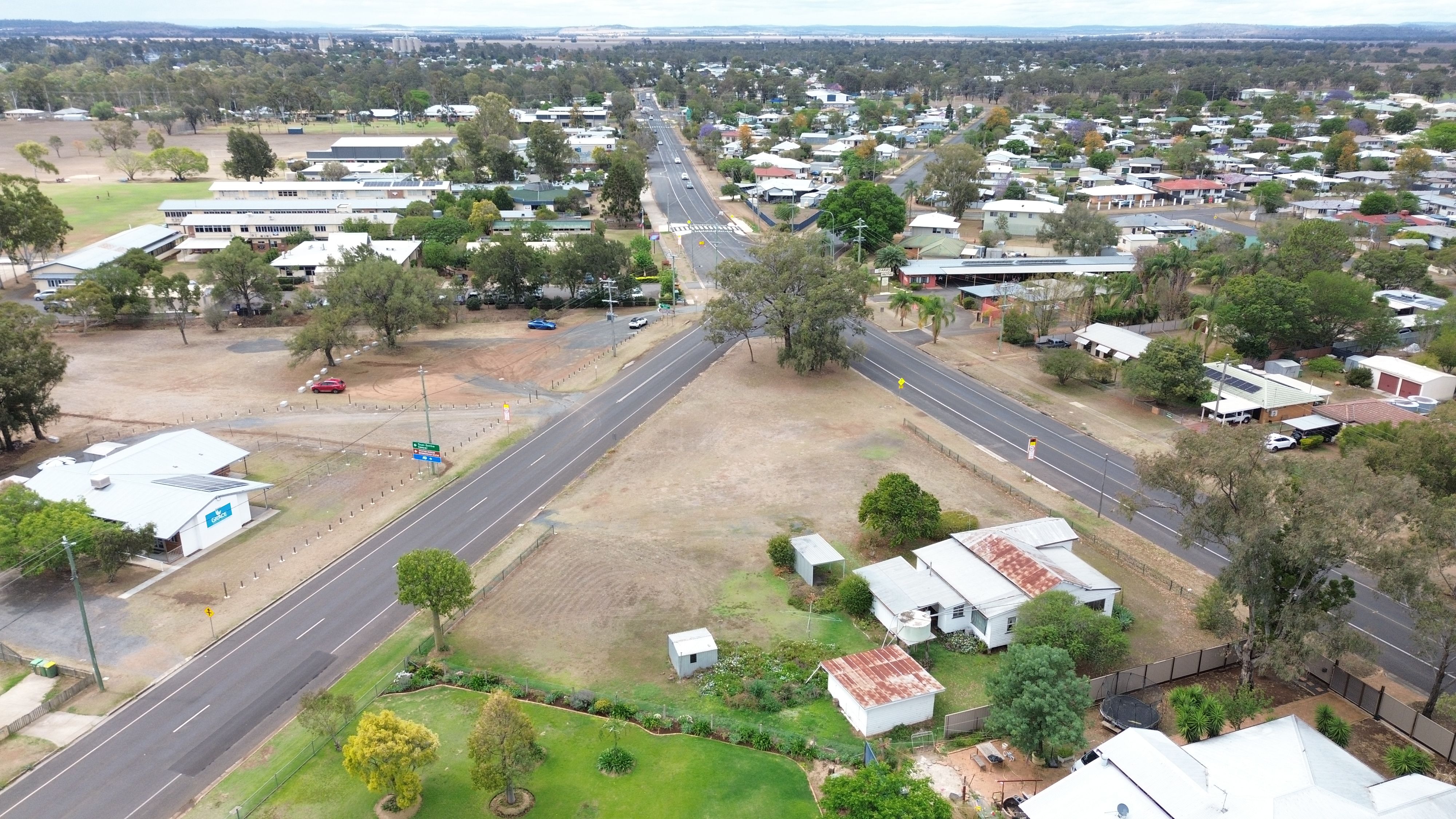 2 Toowoomba Road — photo 5 of 6