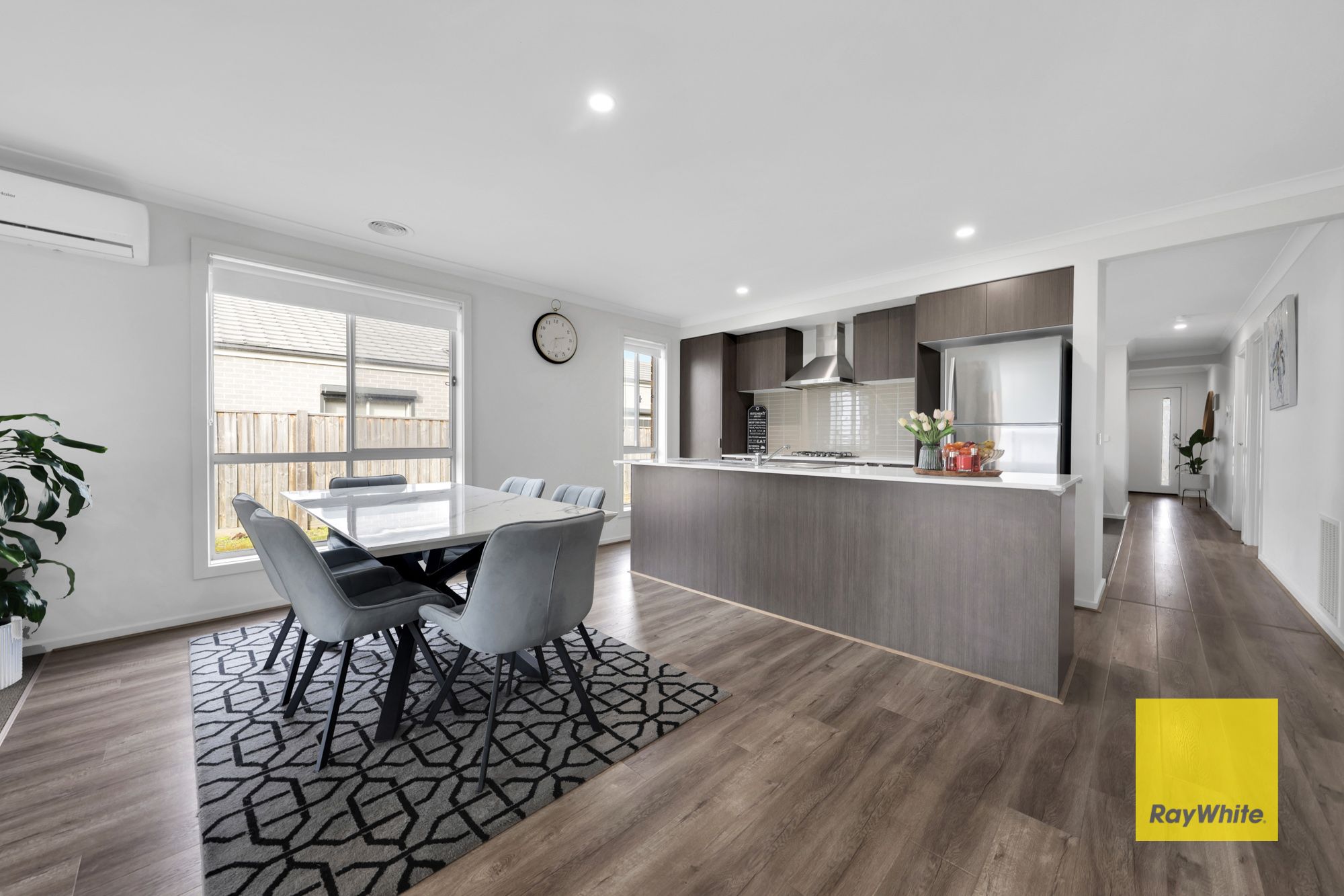 49 Cochrane Avenue — photo 6 of 16