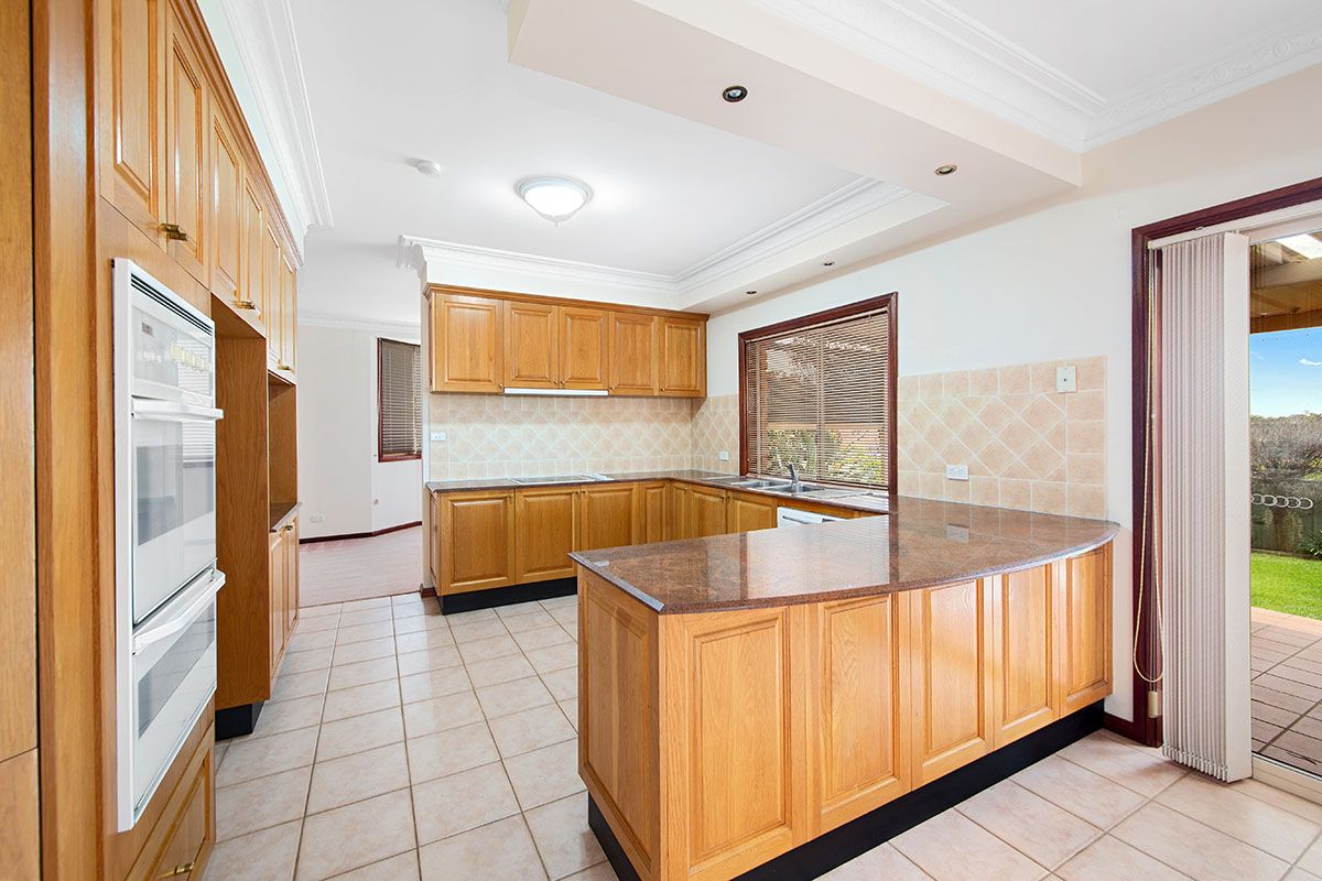 20 Portmadoc Drive, Menai, NSW 2234