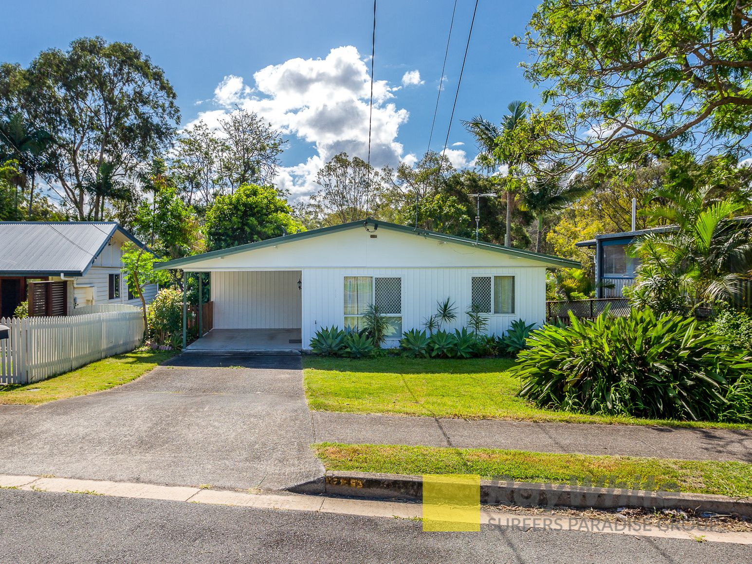 19 Warana Avenue, Southport, QLD 4215