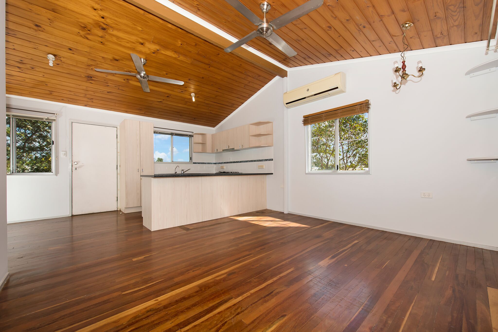 31 Palm Drive, Deeragun, QLD 4818