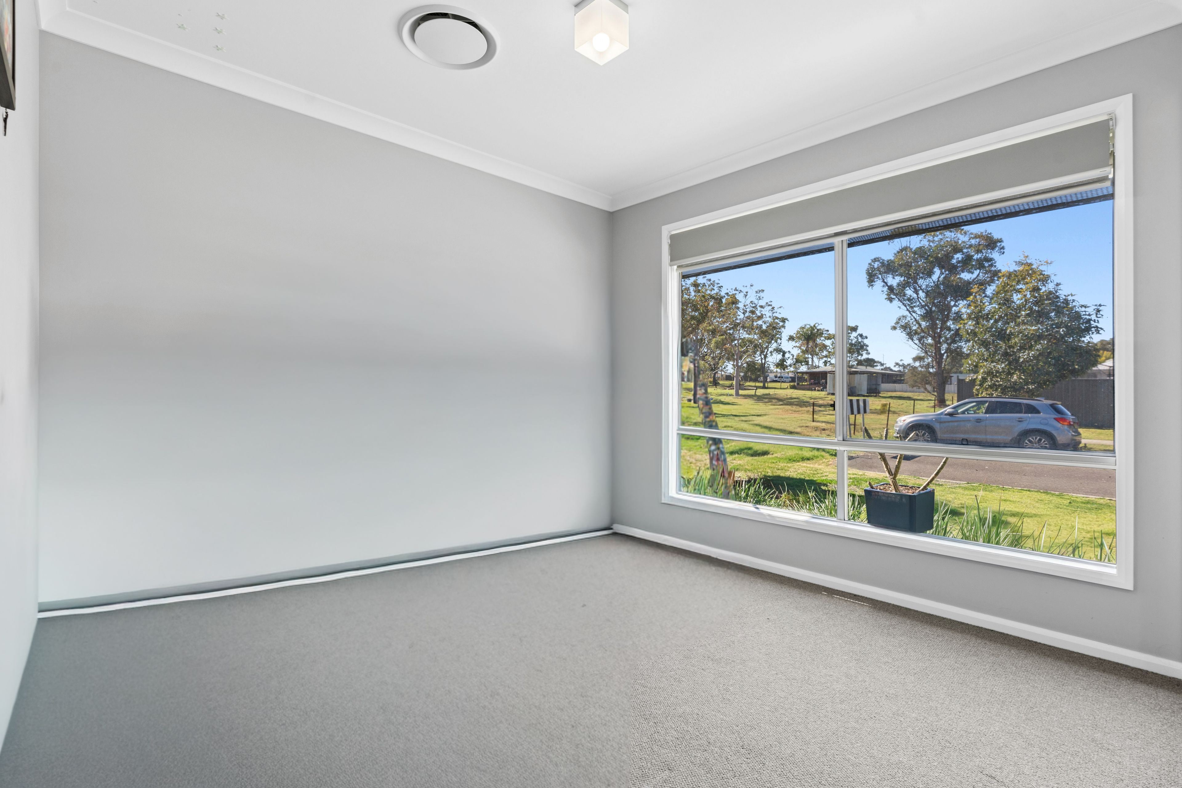 29 Crane Street — photo 8 of 16